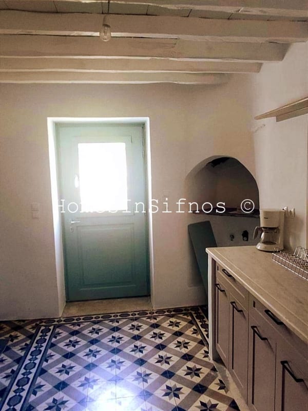 Artemonas Maisonette For Sale - 13