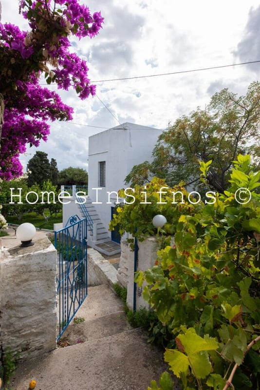 House For Sale - 16
