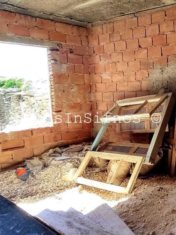 Sifnos House On Floor And Building On Ground Floor For Sale - 10