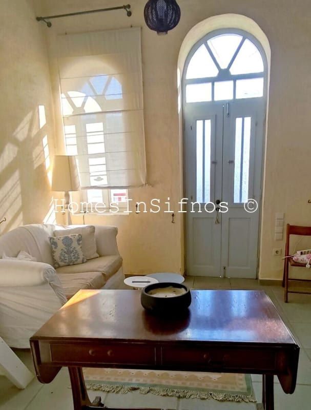 Artemonas House For Sale - 6