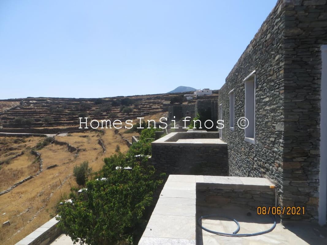 Faros 4 Maisonettes For Sale