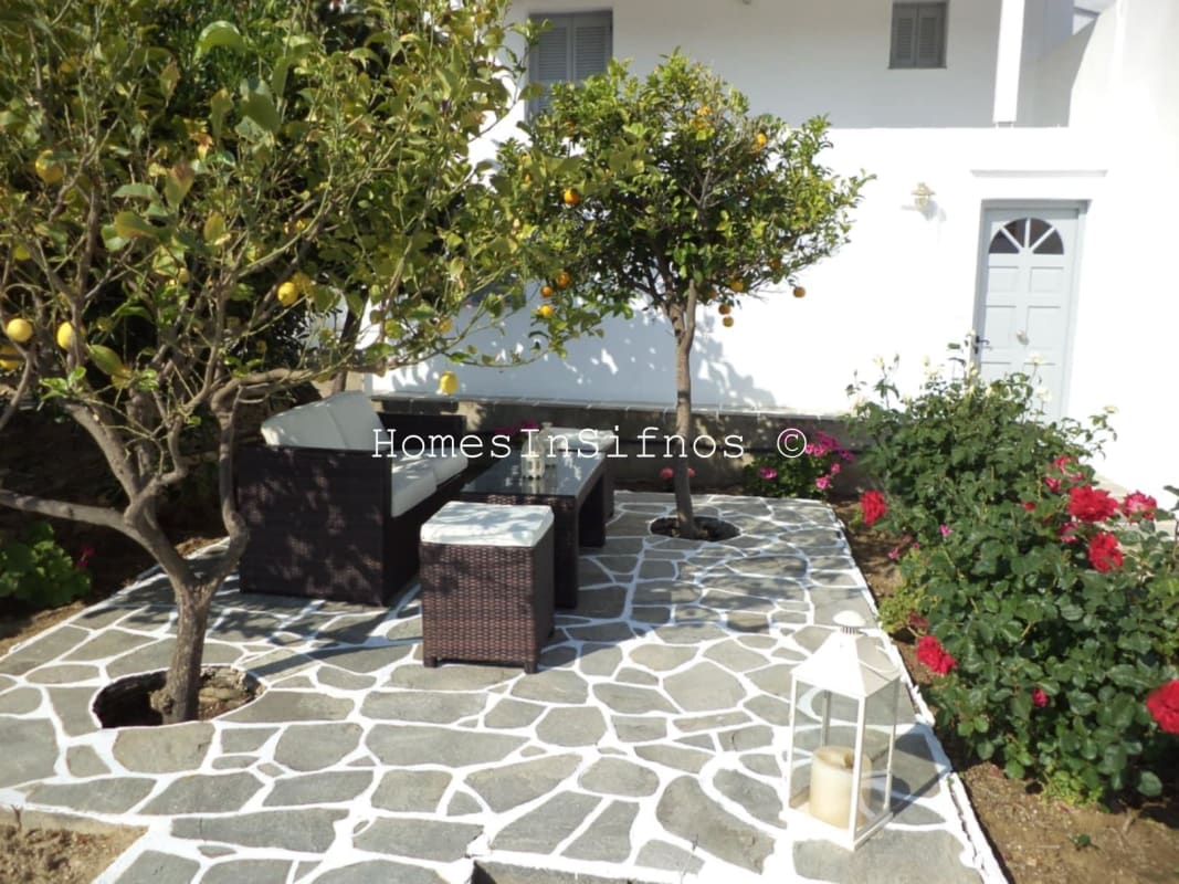 Three Level Sea View House - 9
