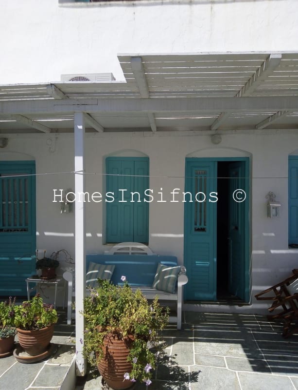 Apollonia Detached House For Sale - 9