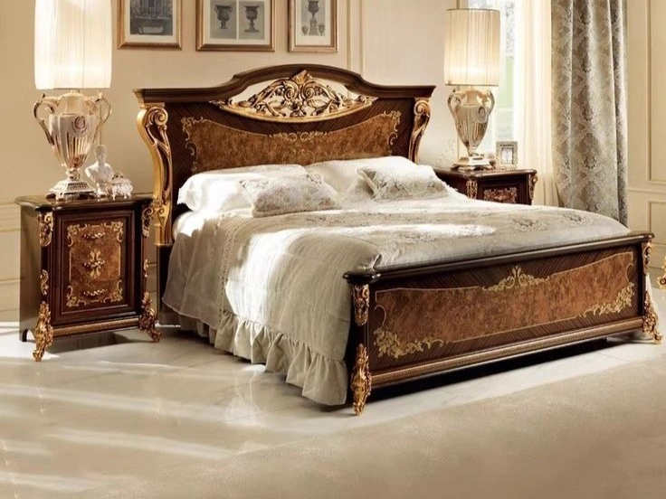 Classic Royal Gold Bed