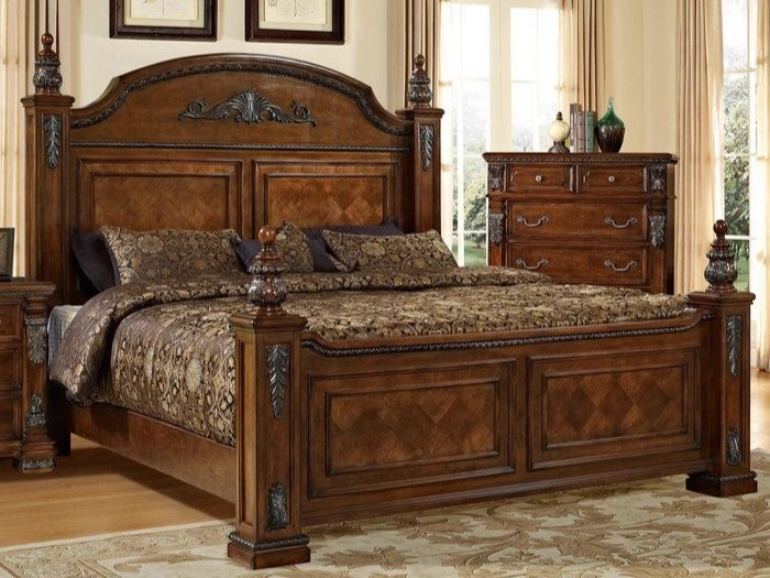 Wood Poster Bed Traditional