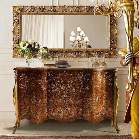 Marquetry Serpentine Commode