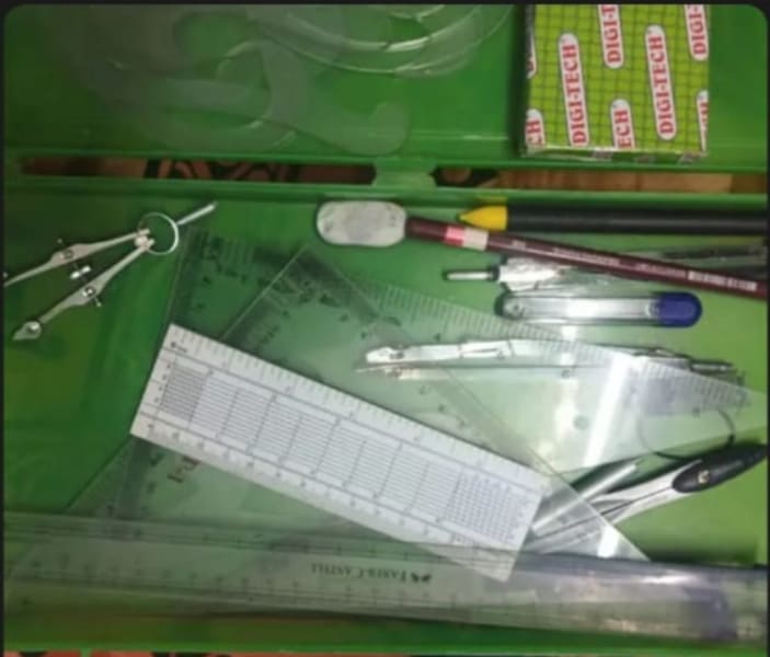 engineering drawing Kit - Media 2