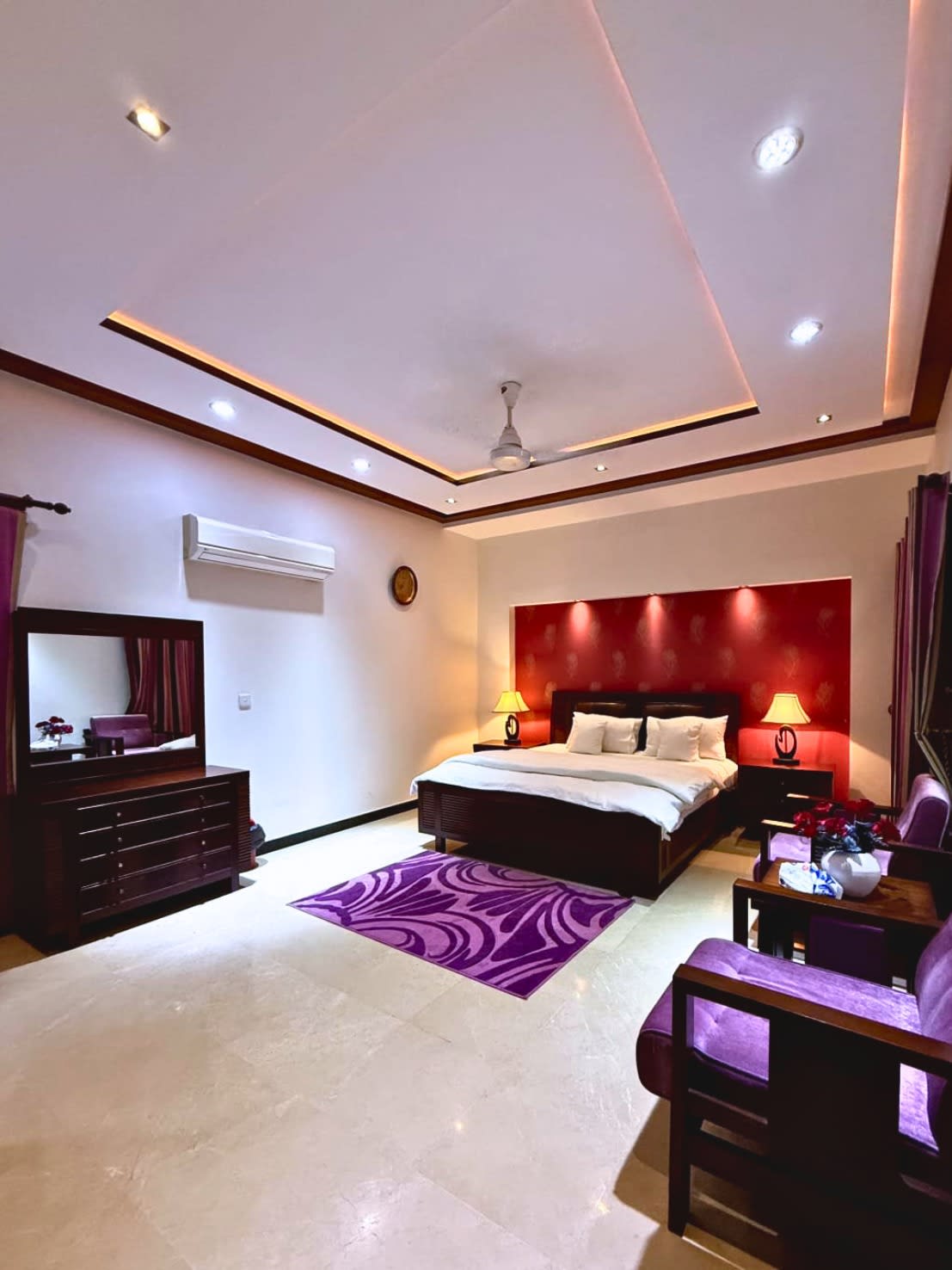 Cozy Room with wifi and AC
