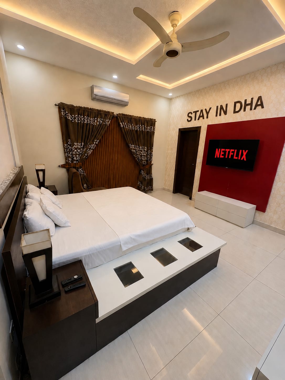 DHA Phase 5 Luxury Villa | Pool, Cinema & Elevator