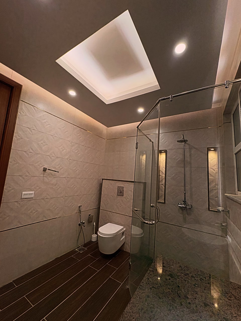 Peaceful & Luxurious Room | Garden Home in DHA