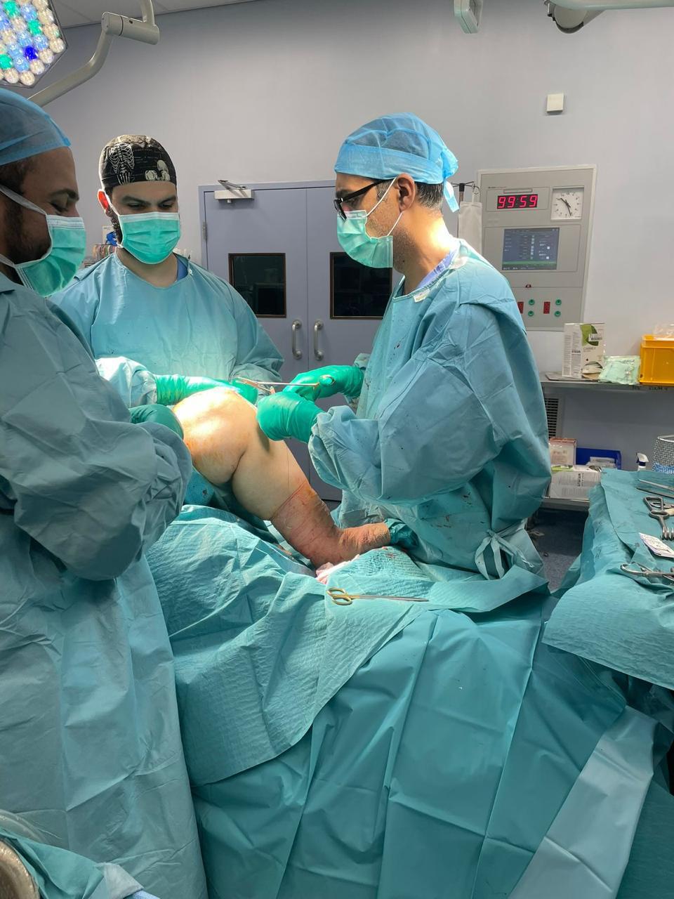 فريق دكتور سعيد الطبي