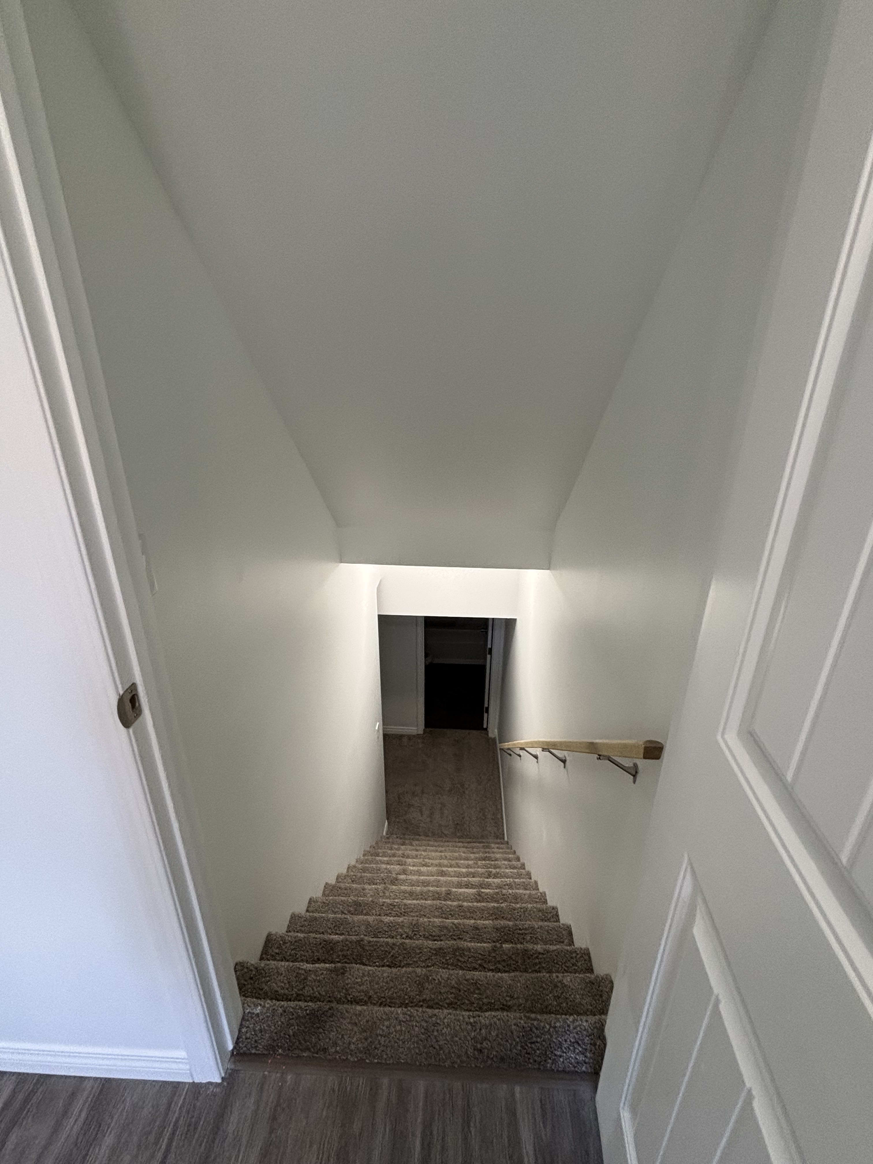 6 Bedroom 3.5 Bath Full House thumbnail 12
