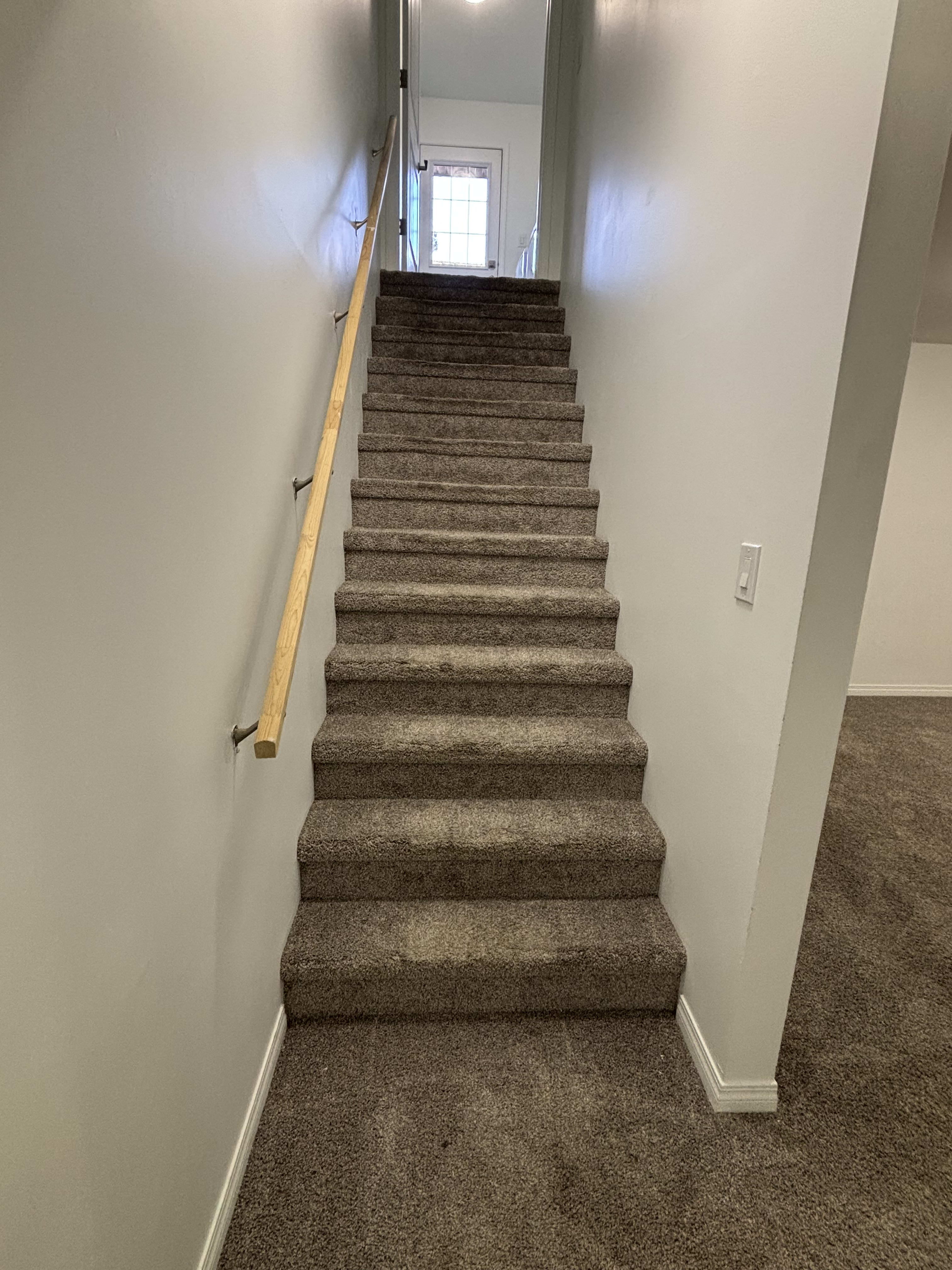 6 Bedroom 3.5 Bath Full House thumbnail 13