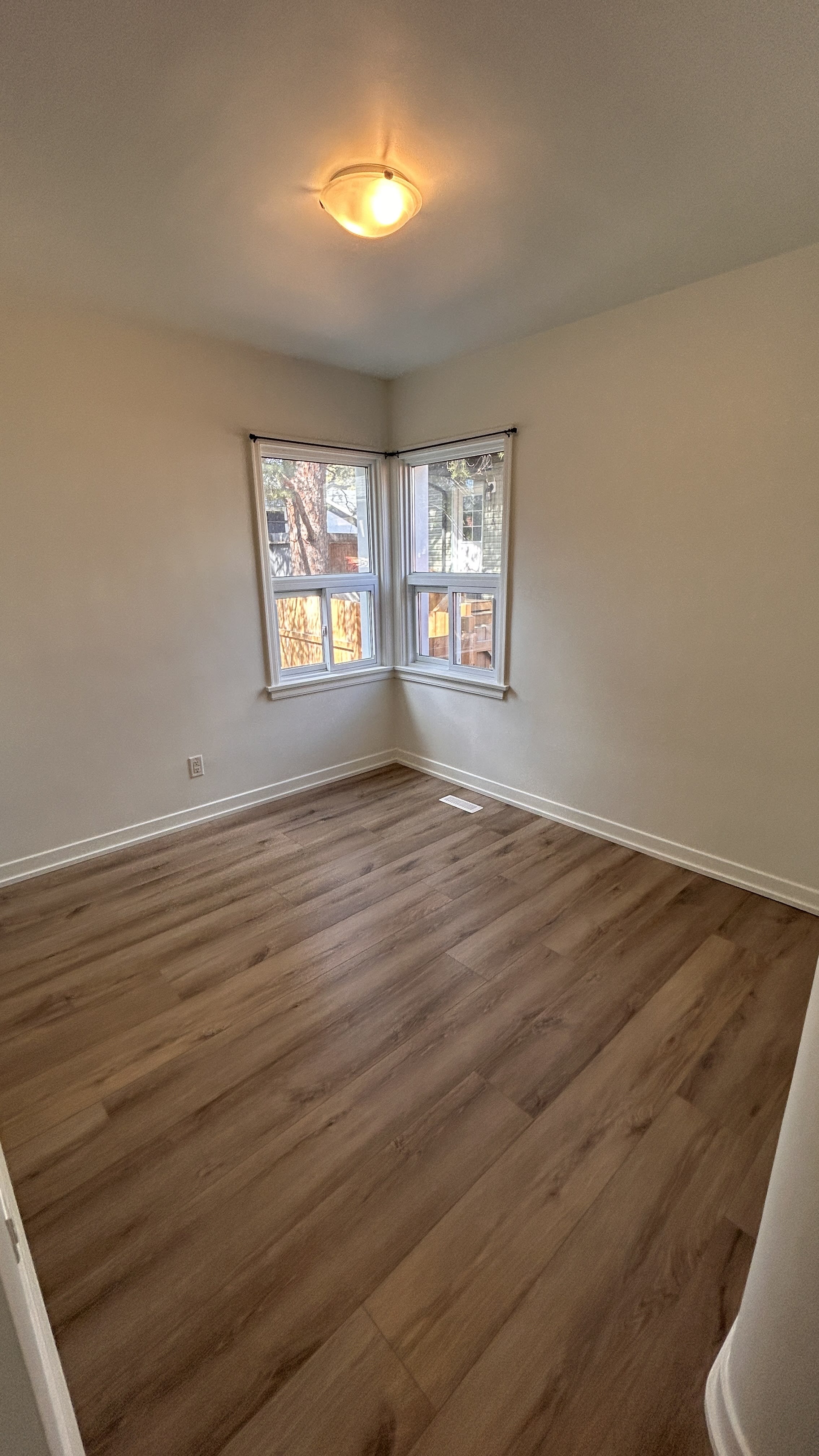 4-bedroom, 3-bath main floor home thumbnail 24