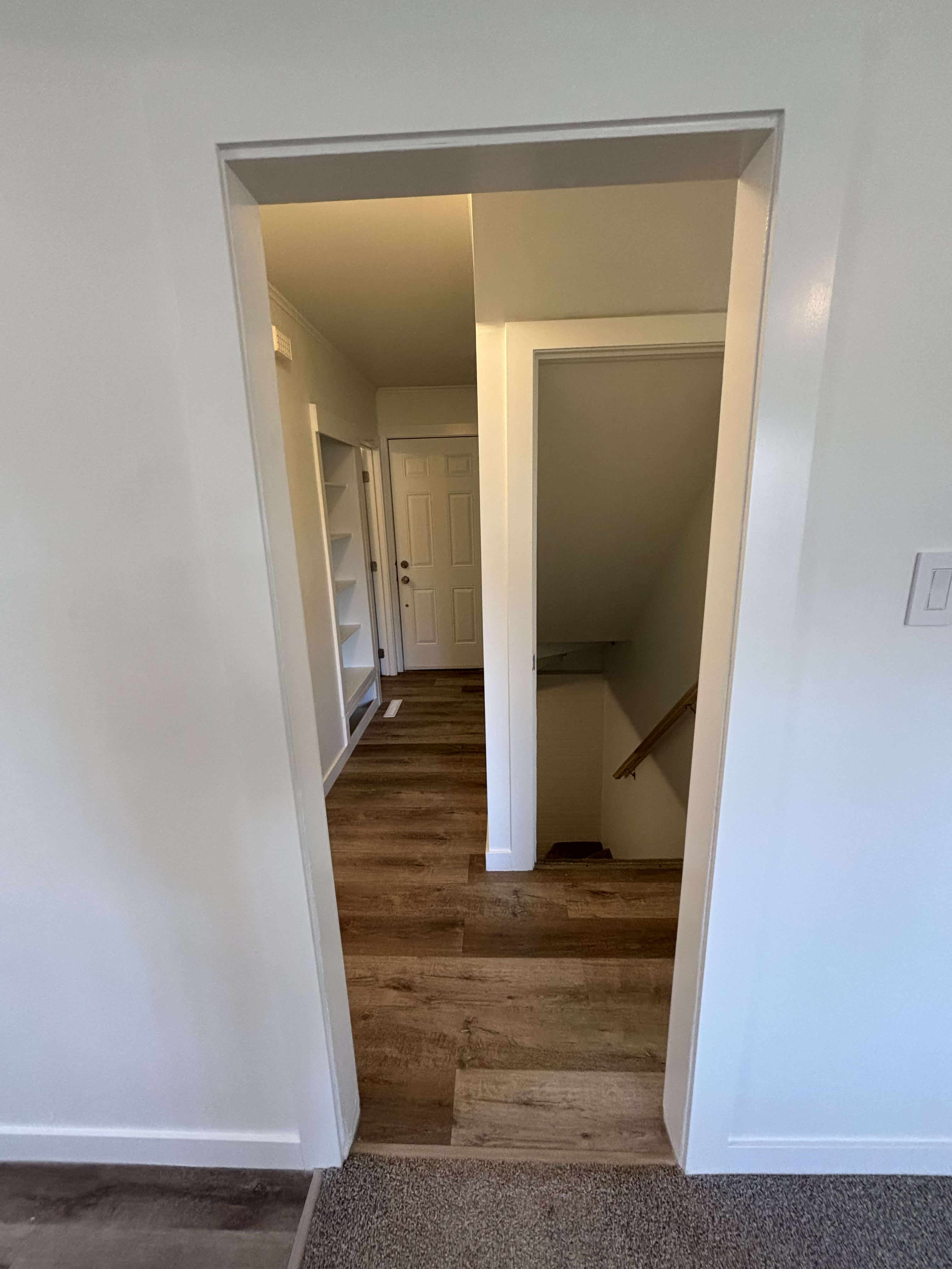 4 Bedroom, 2 Bathroom Full House thumbnail 11