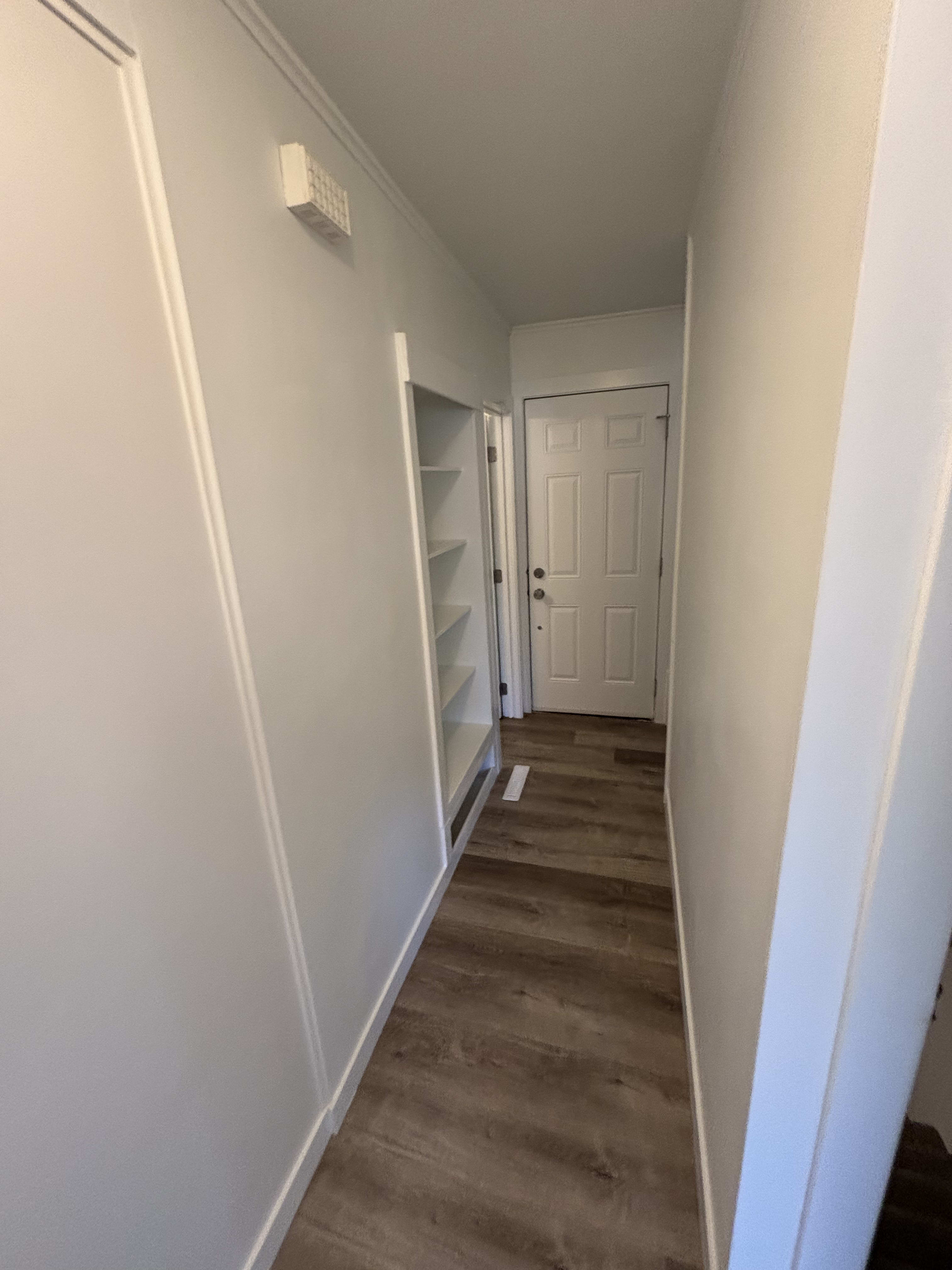 4 Bedroom, 2 Bathroom Full House thumbnail 14