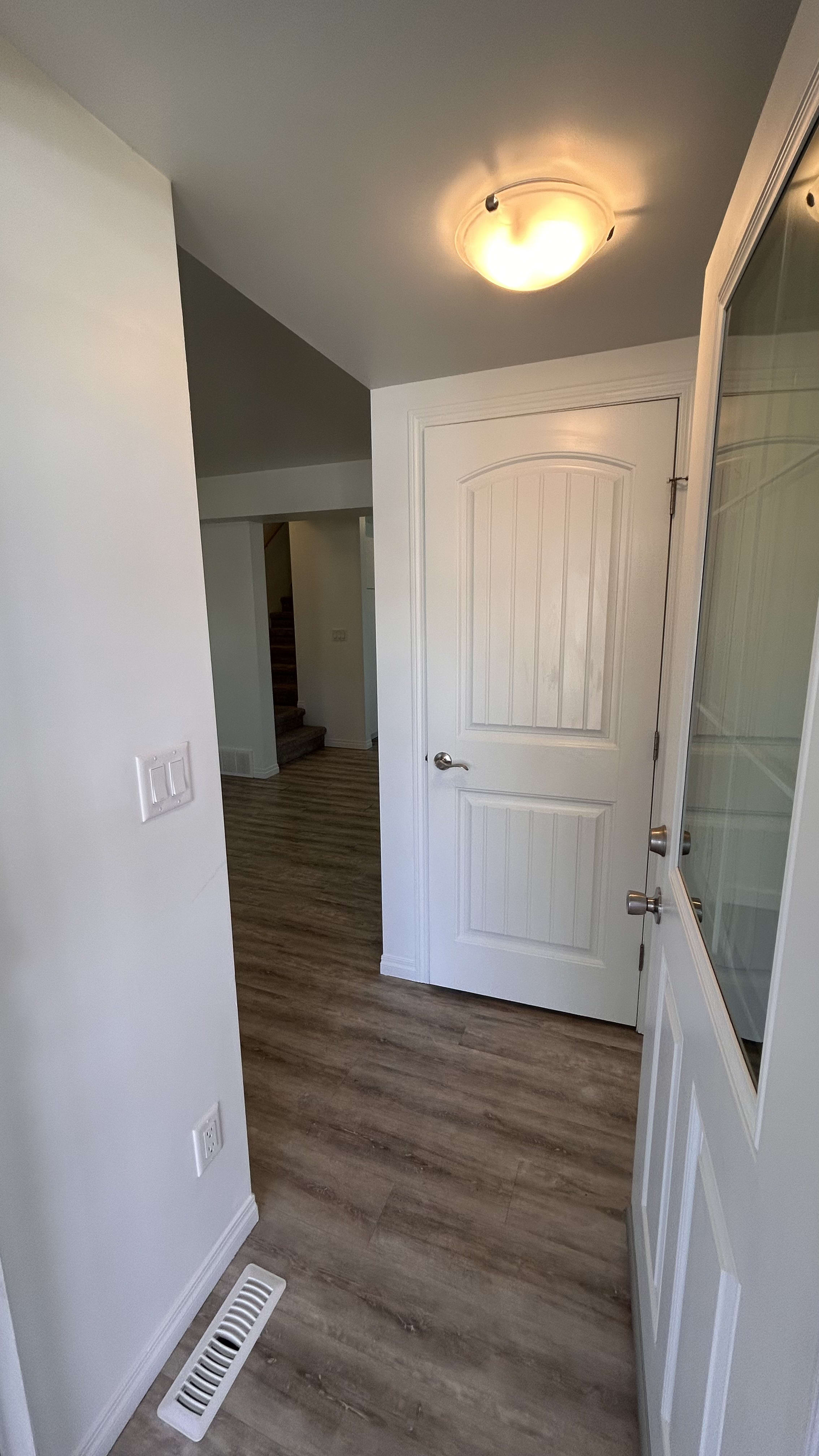 4-bedroom, 2.5-bath main floor home thumbnail 5