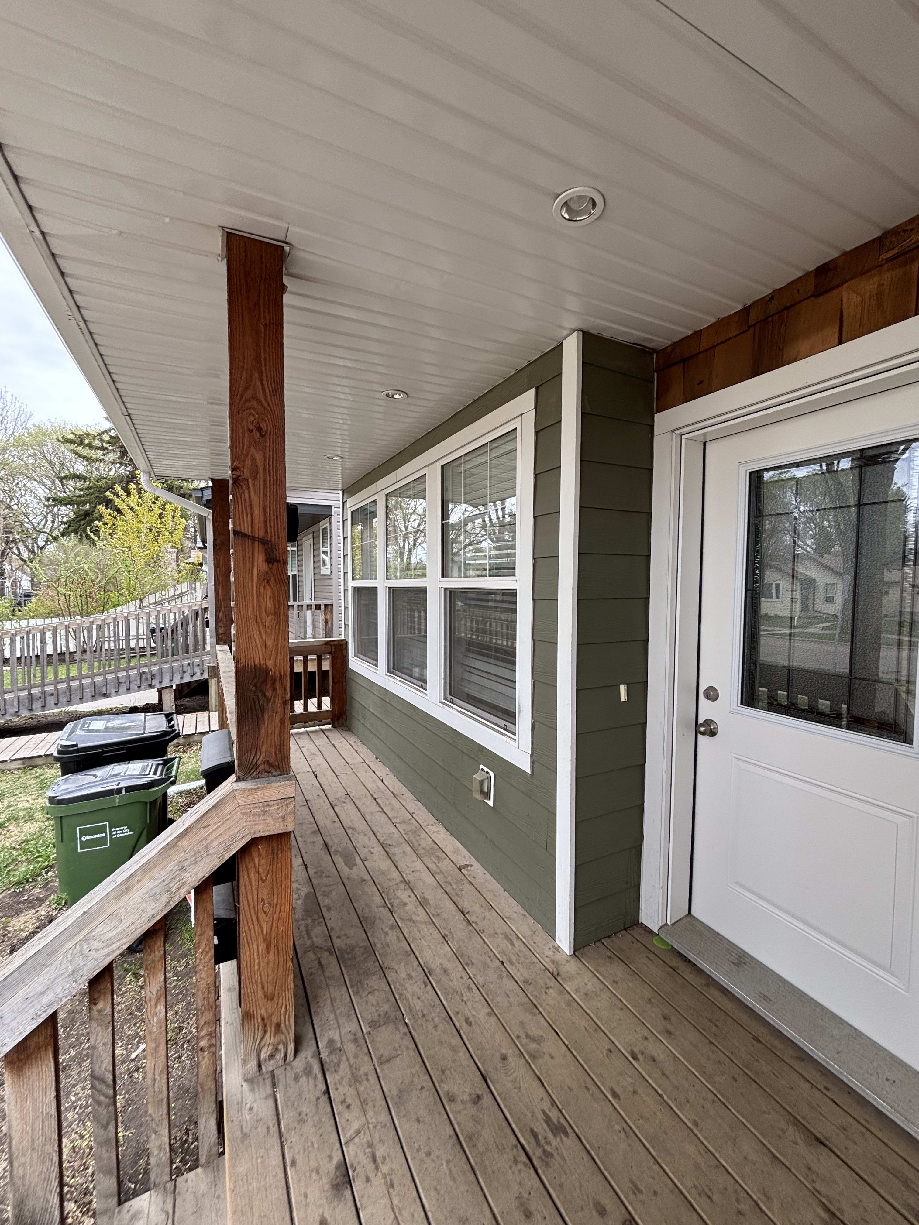 4 Bedroom, 2.5 Bathroom thumbnail 4