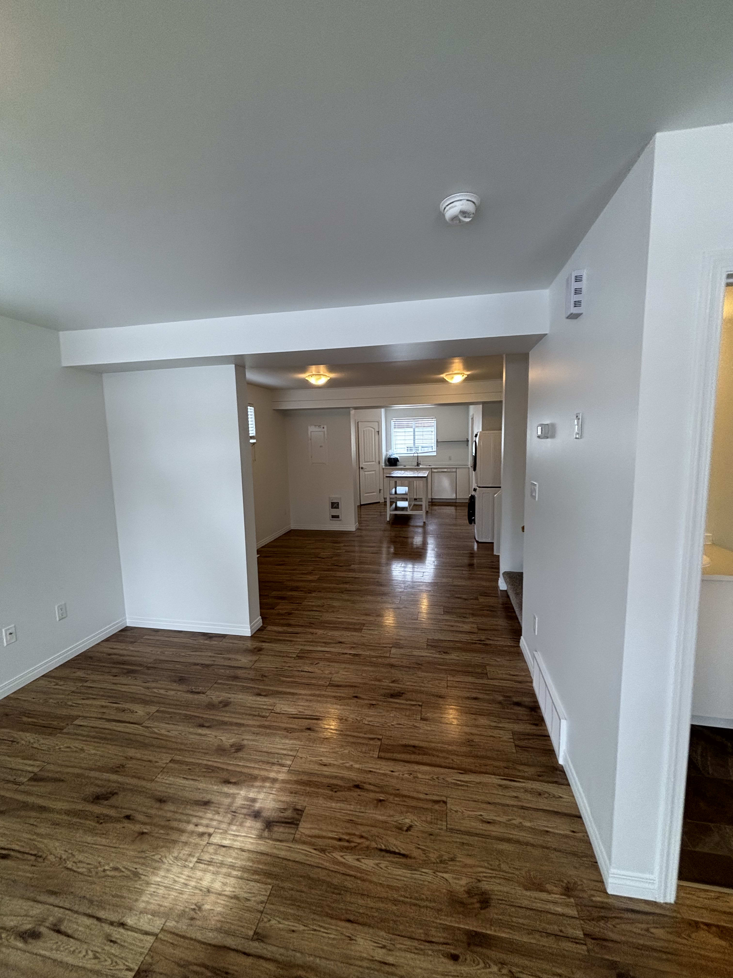 4 Bedroom, 2.5 Bathroom thumbnail 16