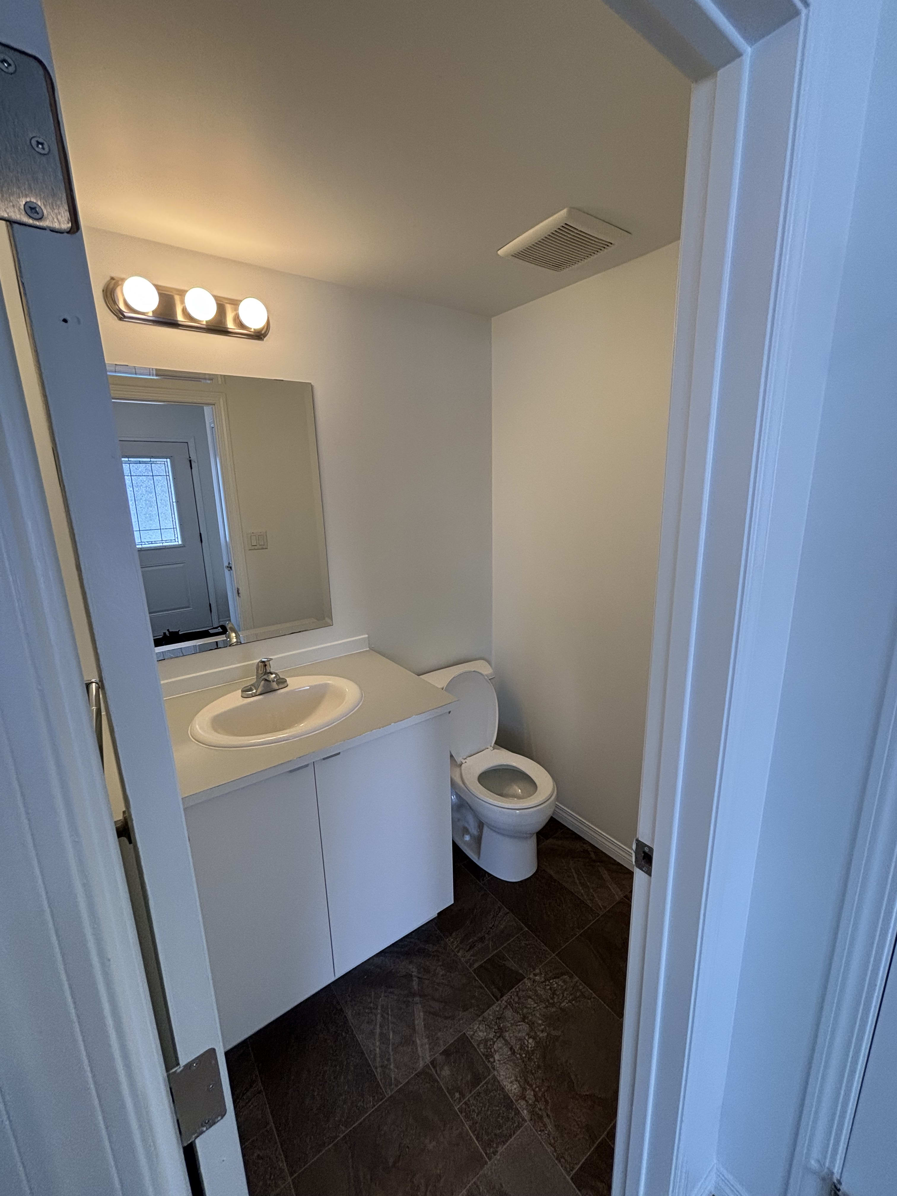 4 Bedroom, 2.5 Bathroom thumbnail 12