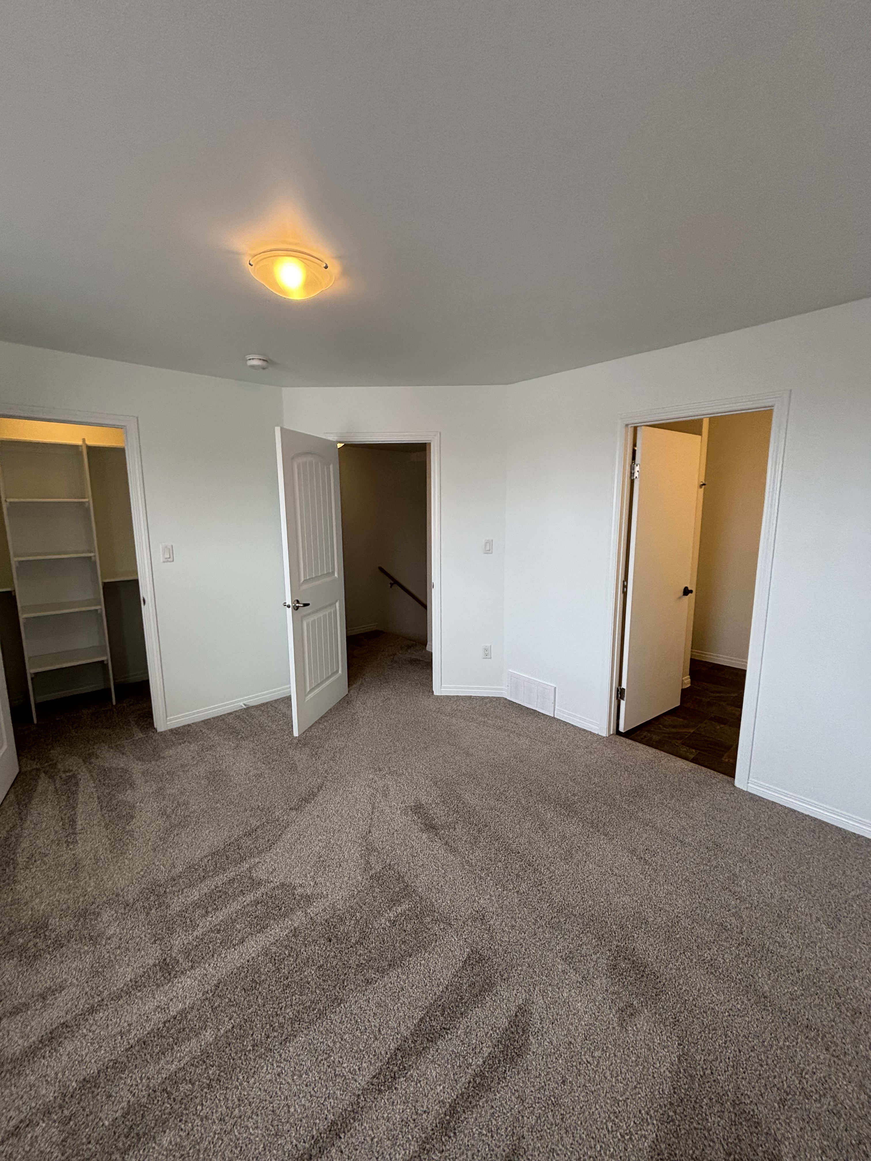 4 Bedroom, 2.5 Bathroom thumbnail 28