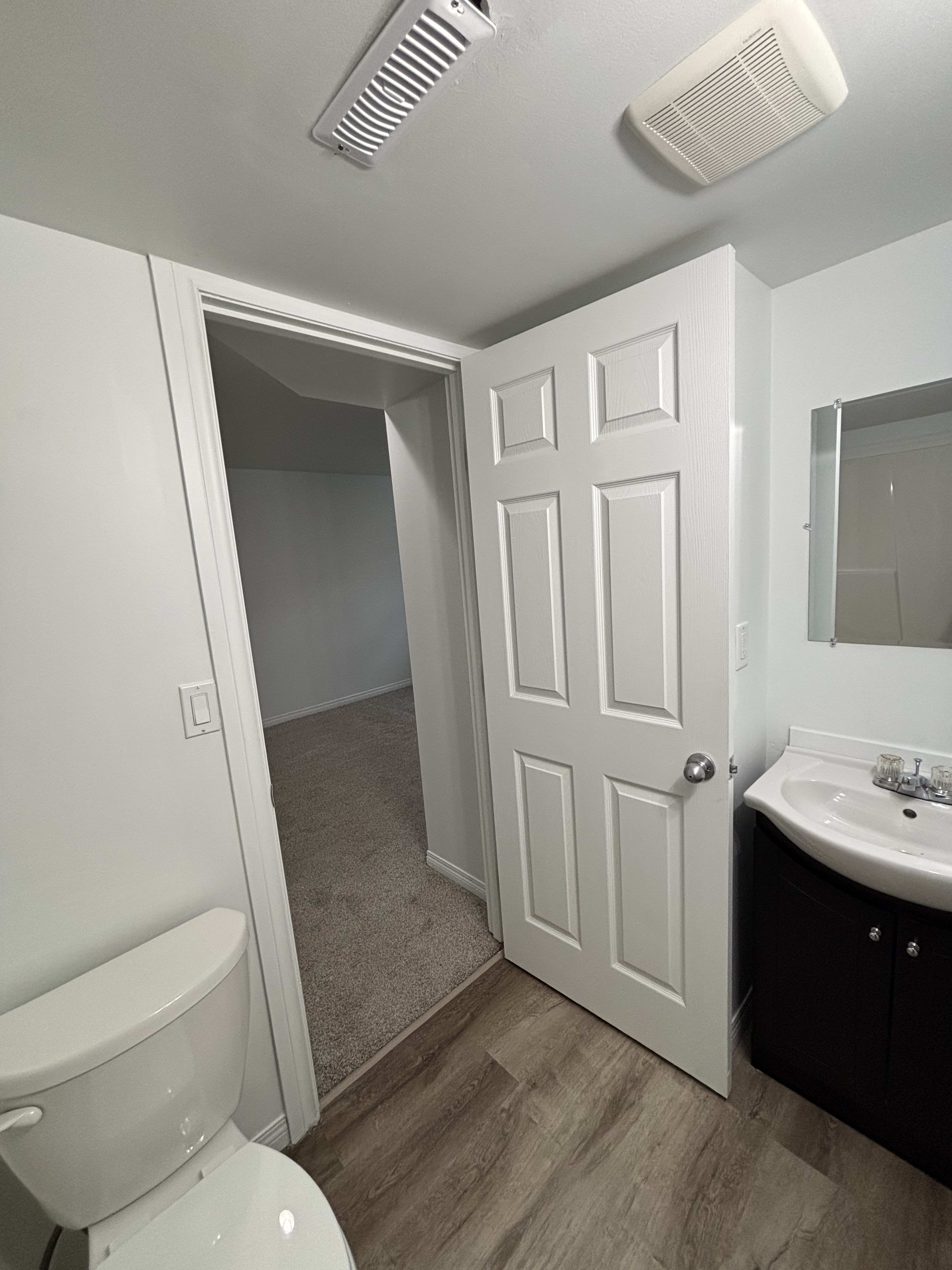 2-bedroom, 2-bath garden suite thumbnail 21