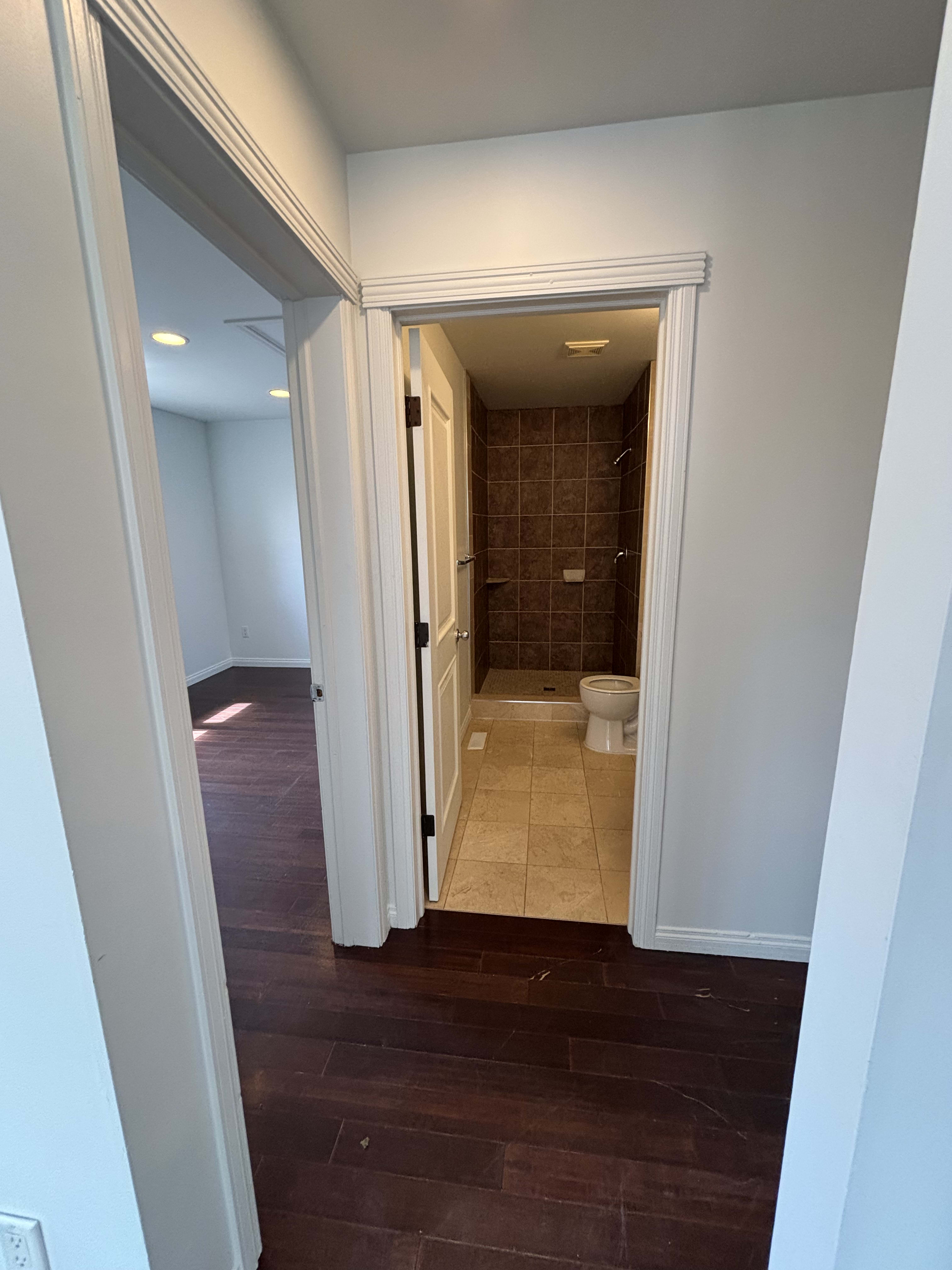 2-bedroom, 2-bath garden suite thumbnail 11