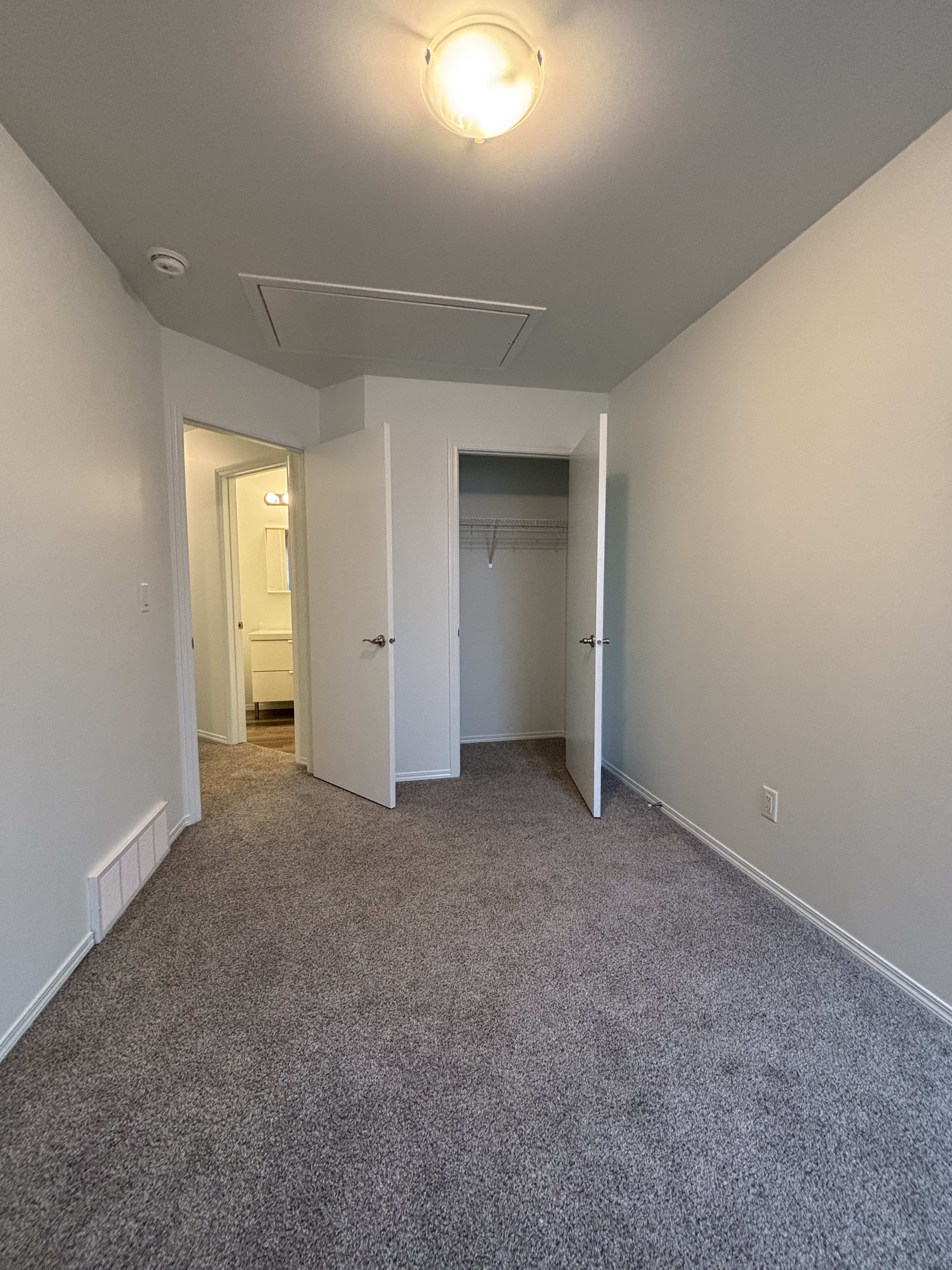 3-bedroom, 2.5-bath main floor home thumbnail 26