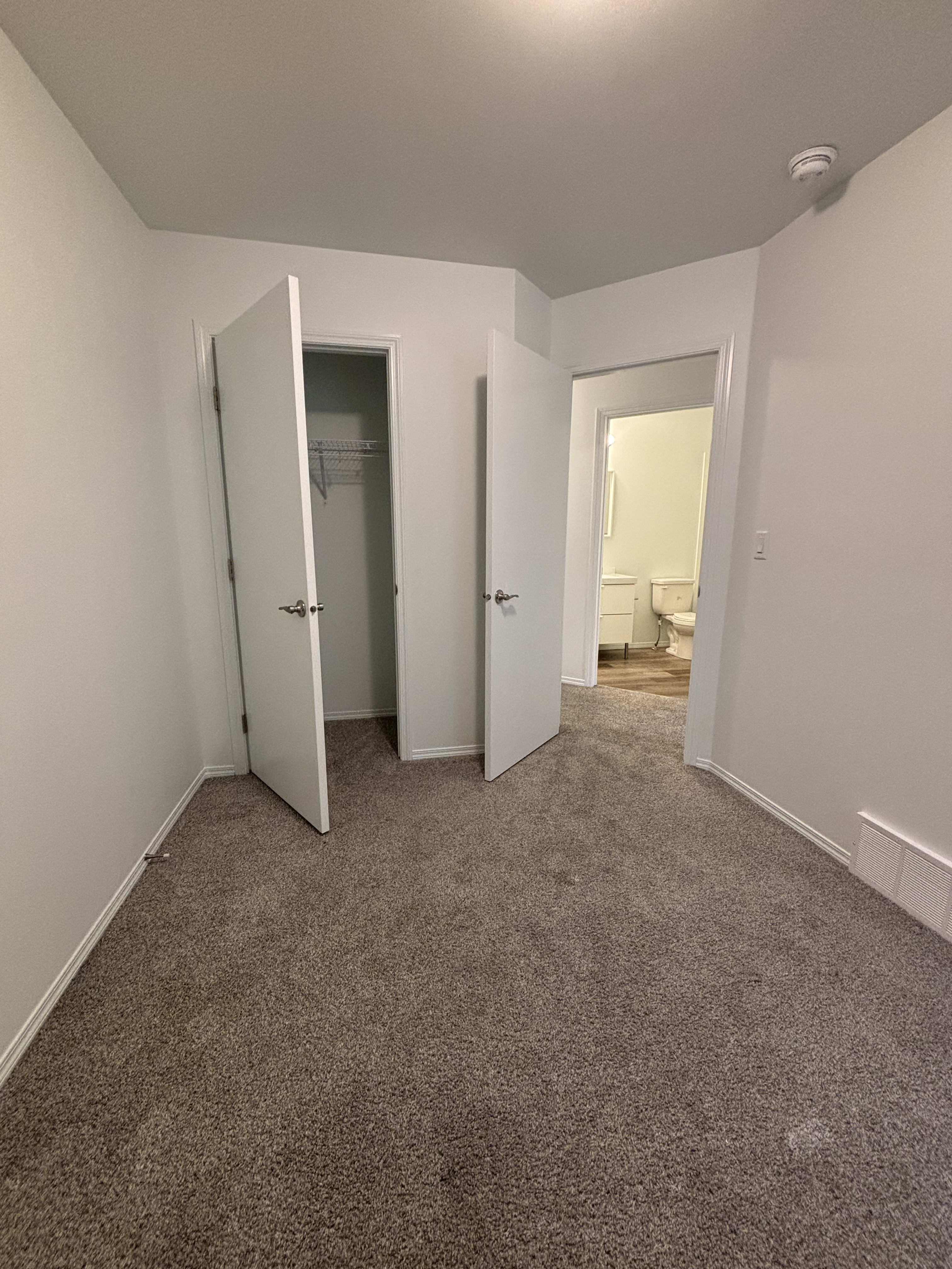 3-bedroom, 2.5-bath main floor home thumbnail 24