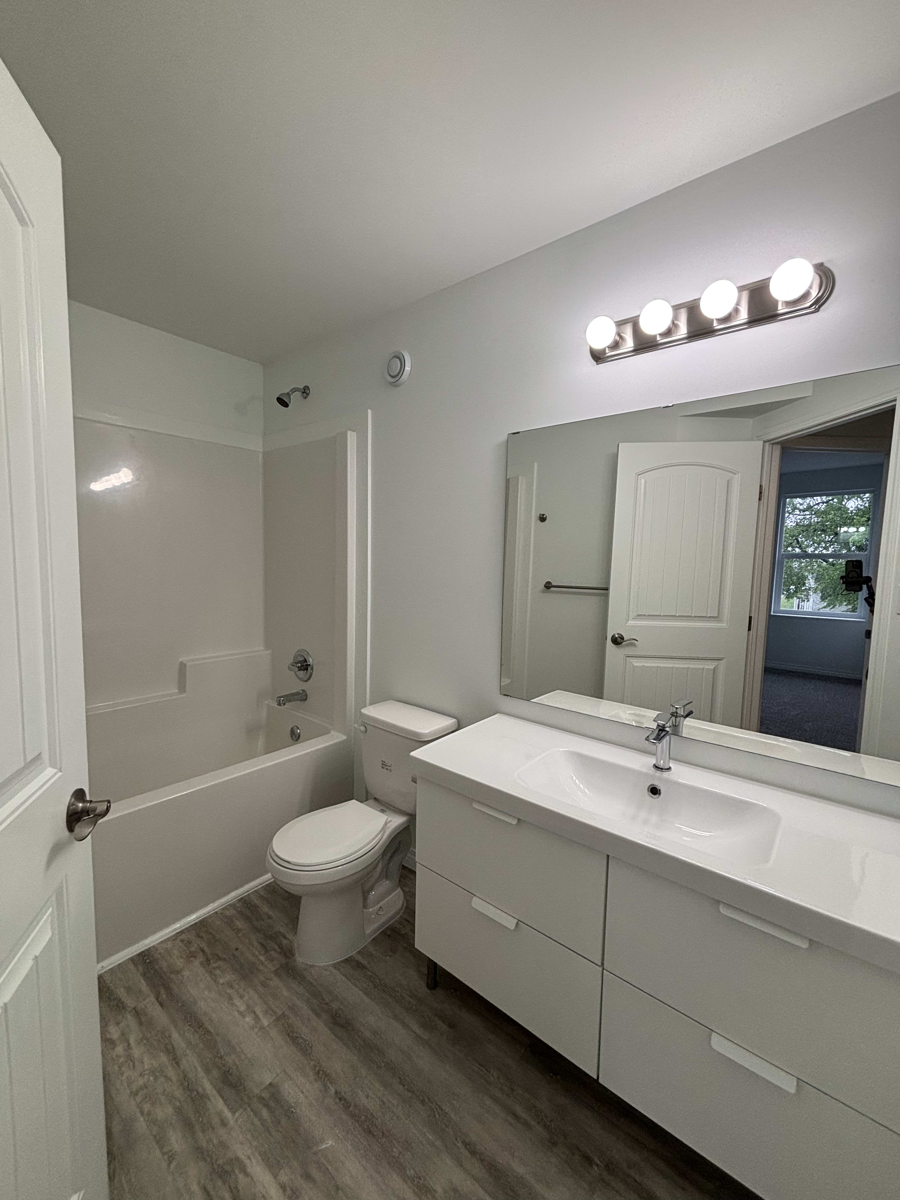 4-bedroom, 2.5-bath main floor home thumbnail 30