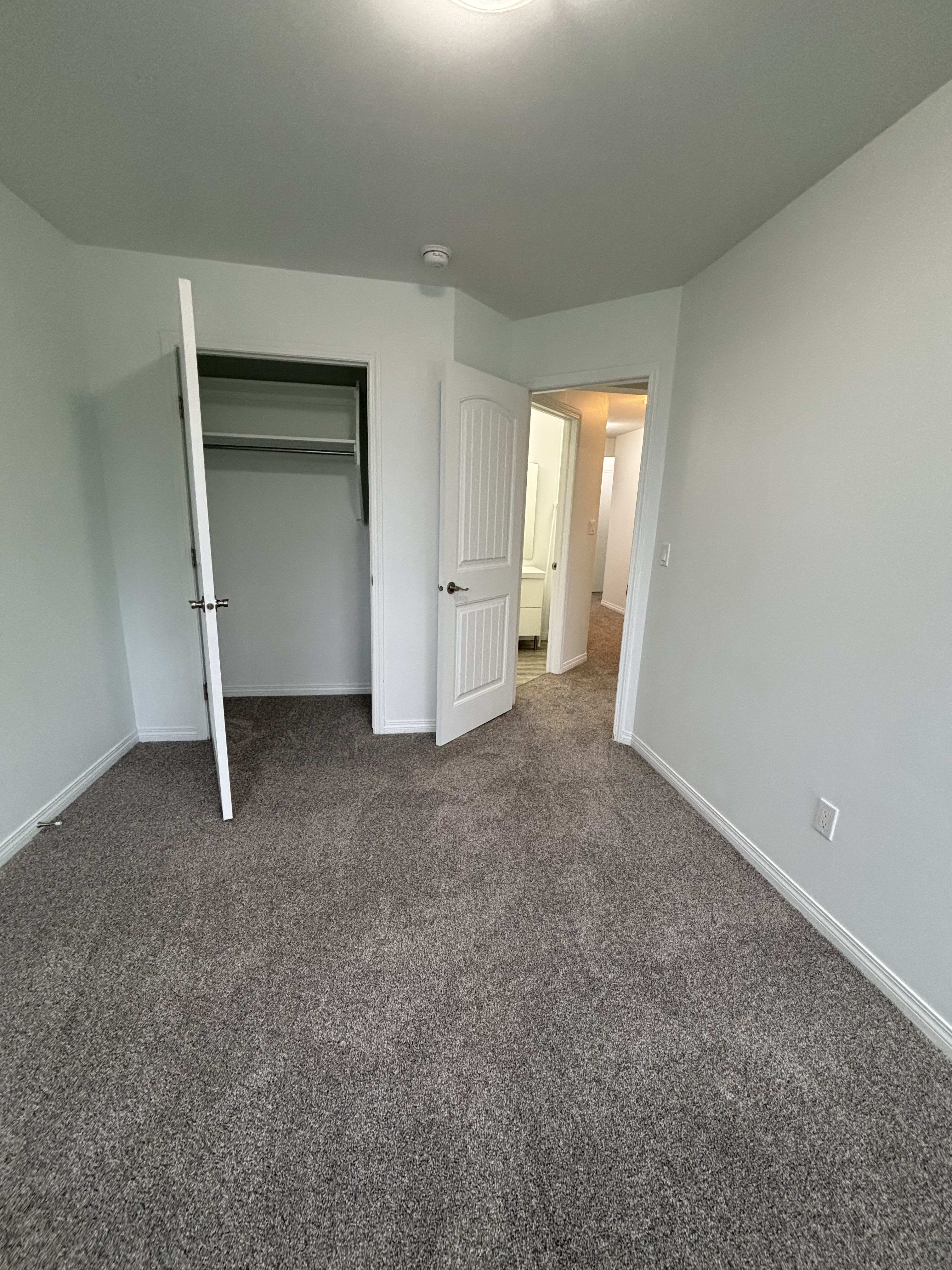 4-bedroom, 2.5-bath main floor home thumbnail 32