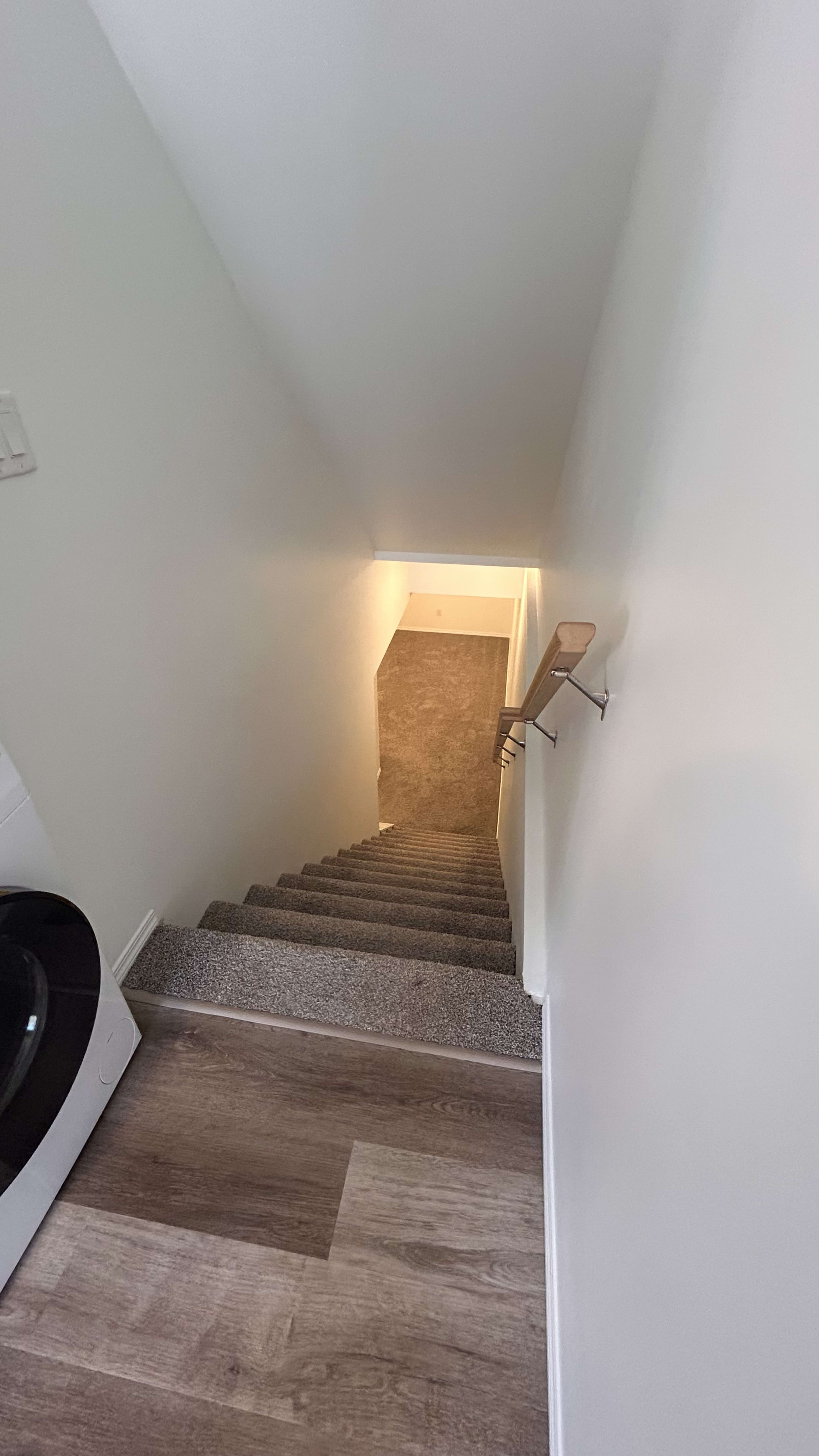 3-bedroom, 1-bathroom basement suite thumbnail 9