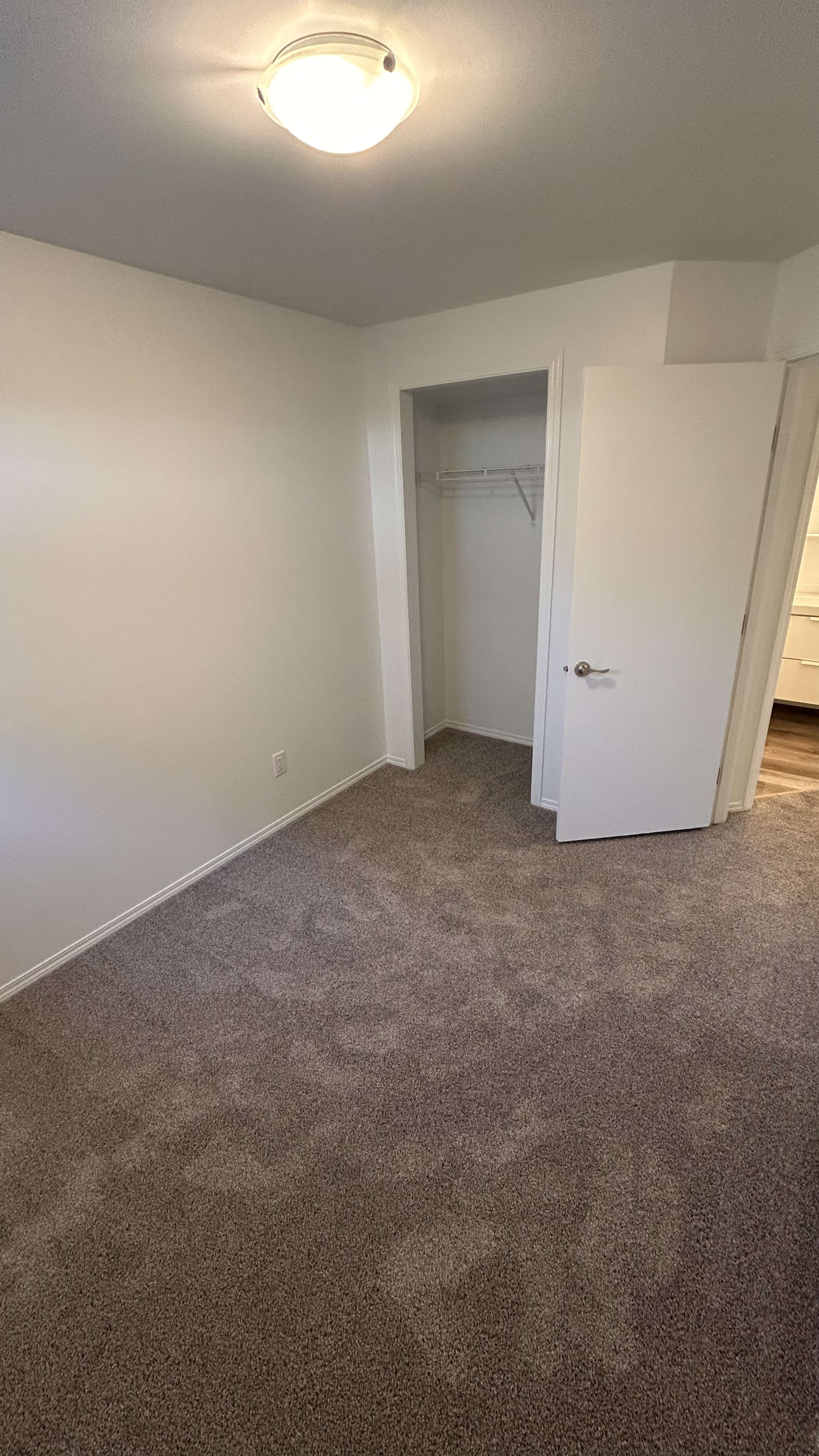 3-bedroom, 1-bathroom basement suite thumbnail 19