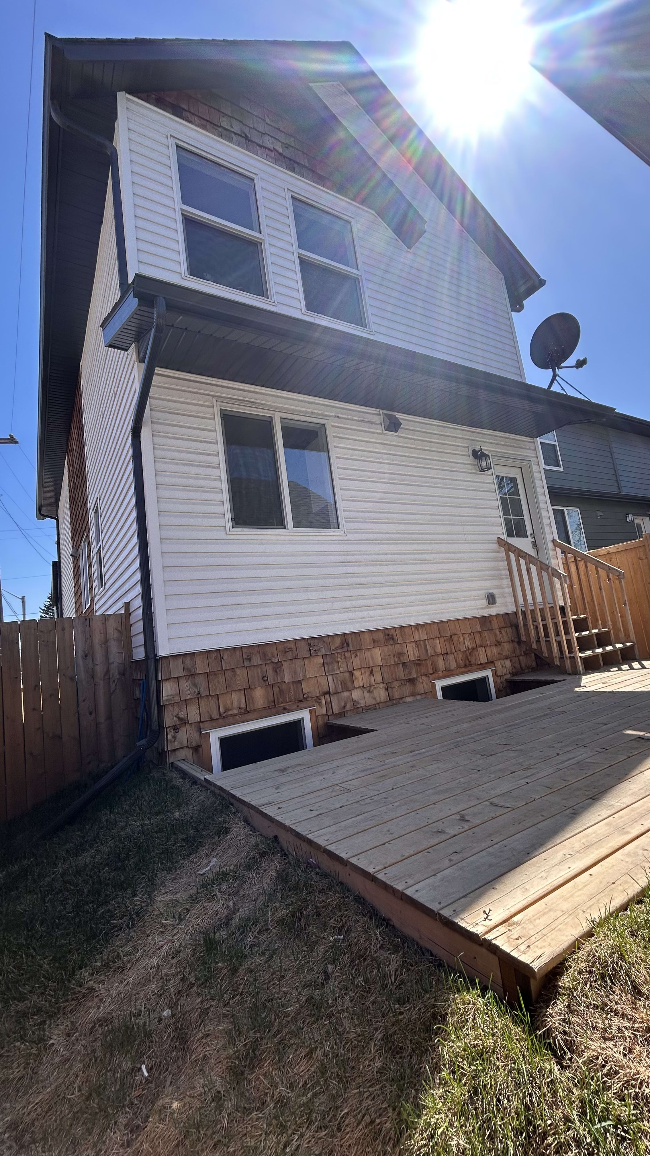 3-bedroom, 1-bathroom basement suite thumbnail 2