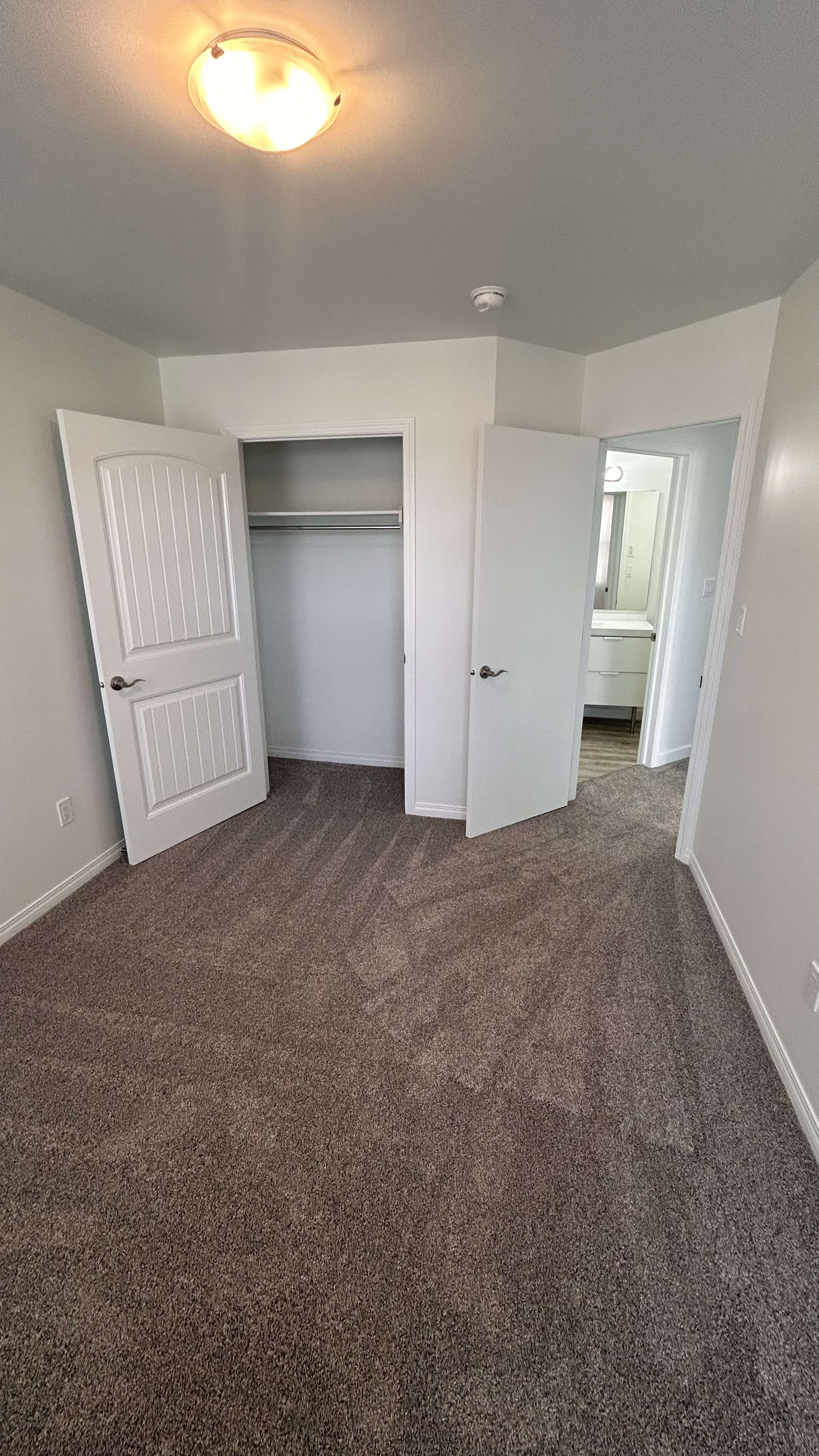 4-bedroom, 2.5-bathroom main floor home thumbnail 23