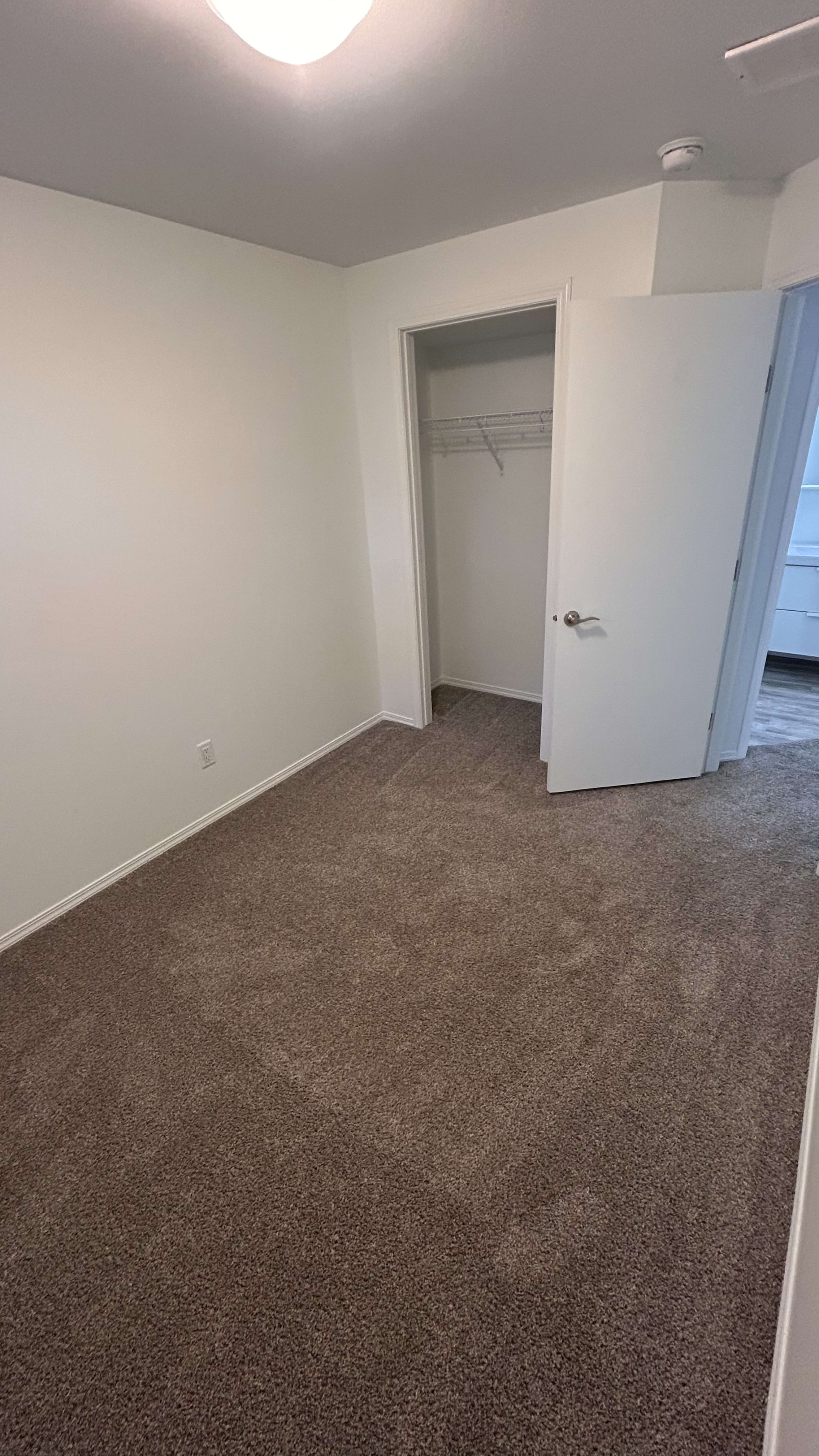 3-bedroom, 1-bathroom basement suite thumbnail 14