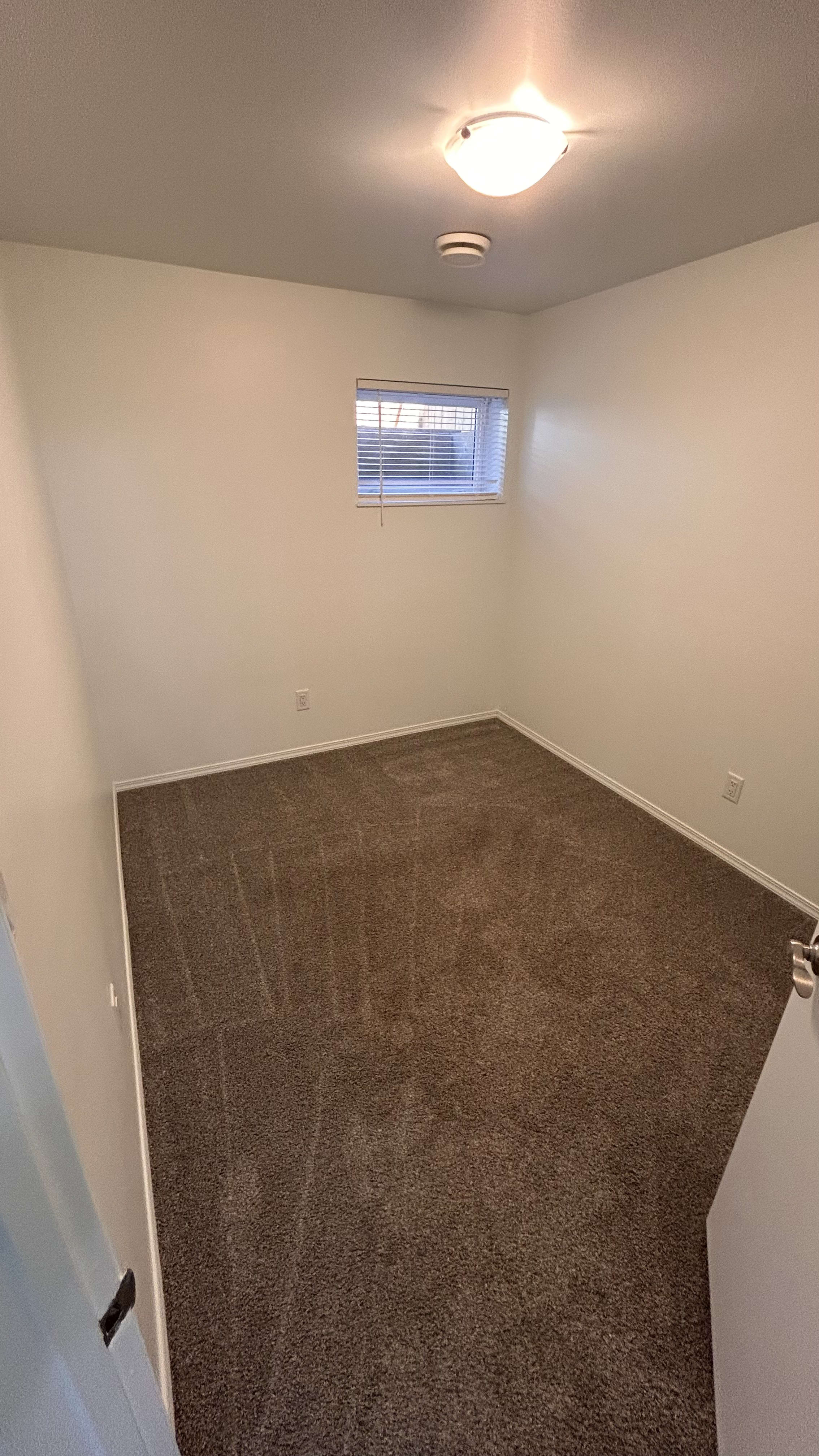 3-bedroom, 1-bathroom basement suite thumbnail 13