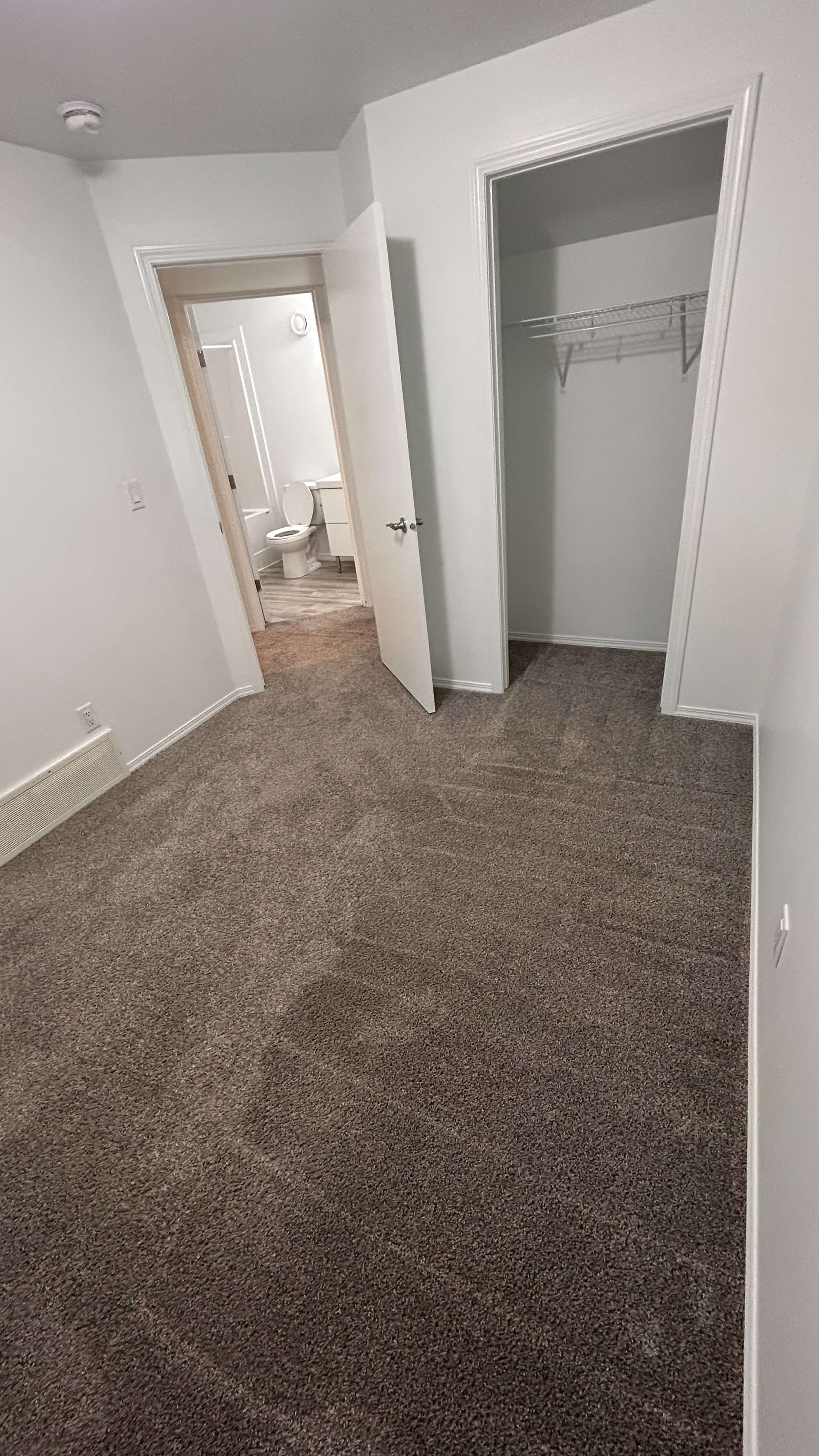3-bedroom, 1-bathroom basement suite thumbnail 16