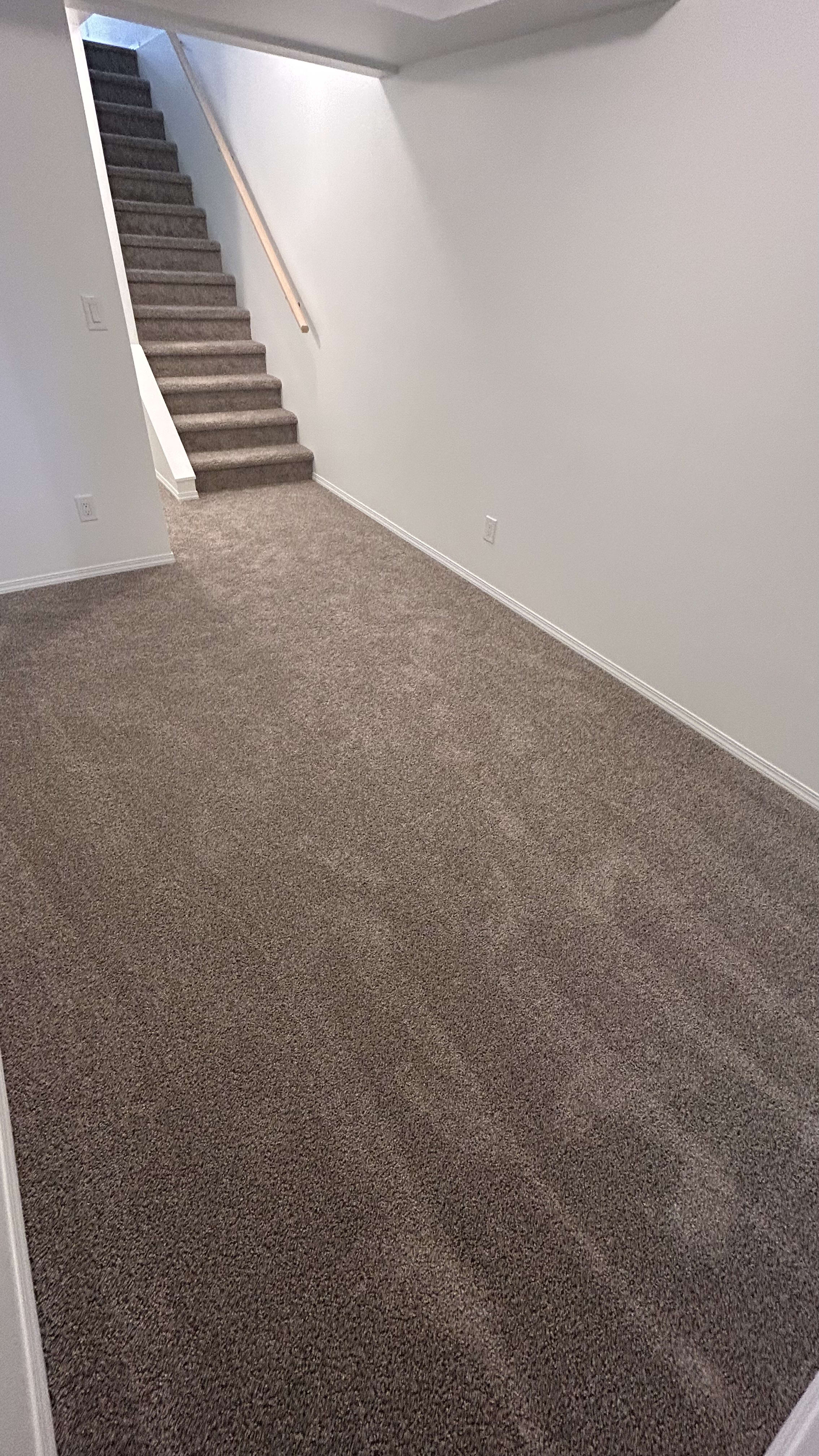 3-bedroom, 1 bath basement suite thumbnail 11