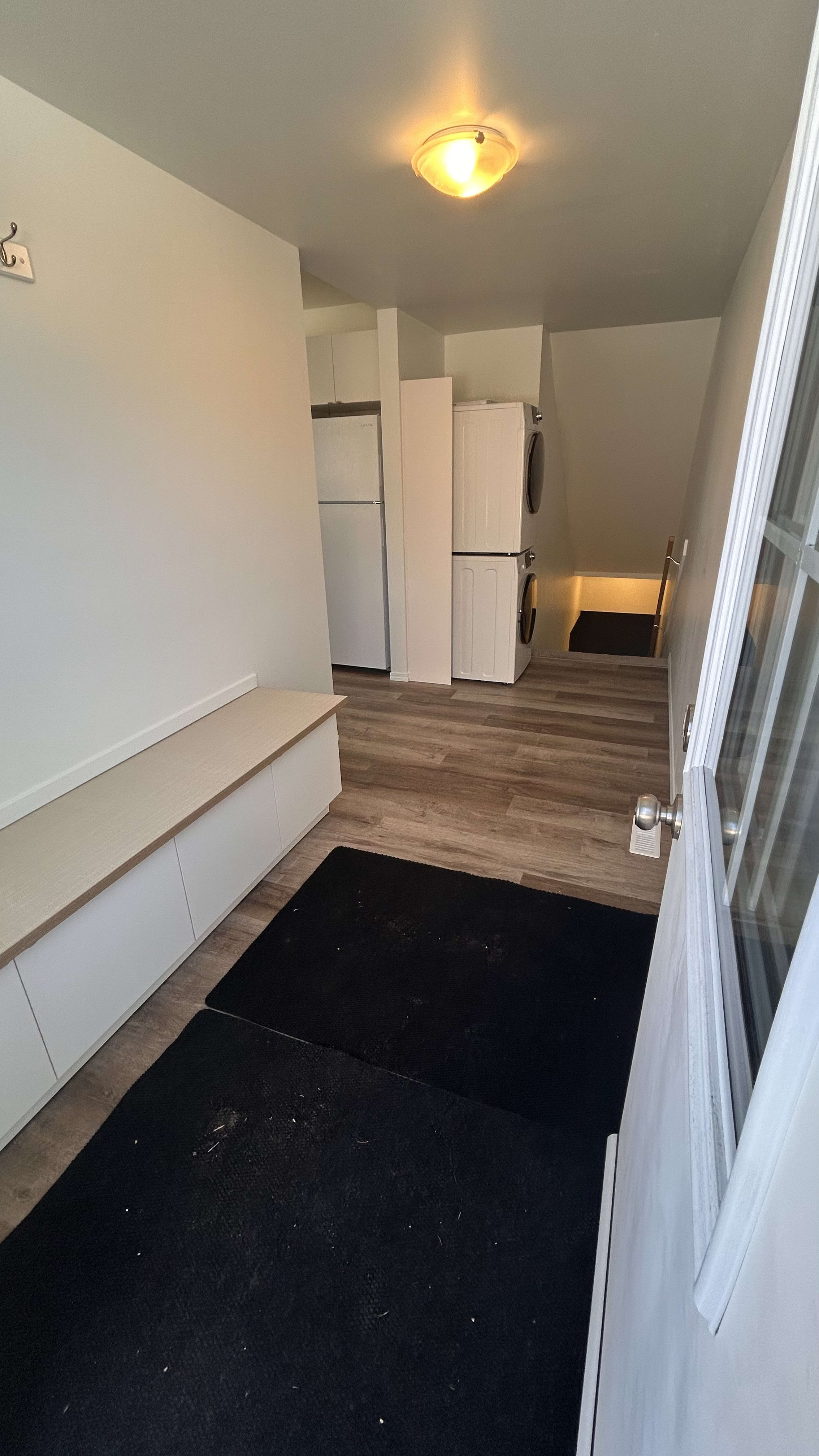 3-bedroom, 1-bathroom basement suite thumbnail 2