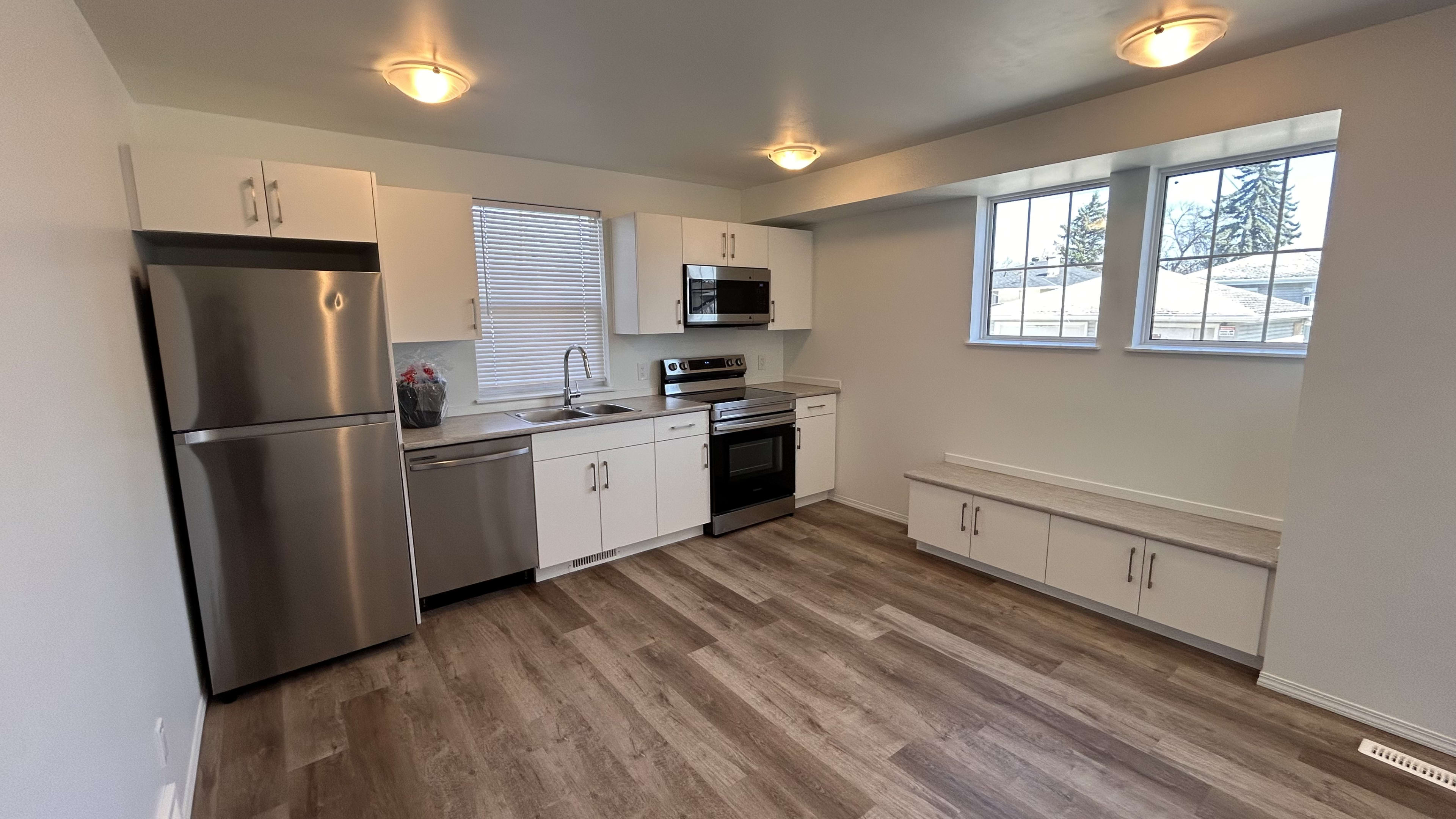 2-bedroom, 1-bathroom basement suite thumbnail 5