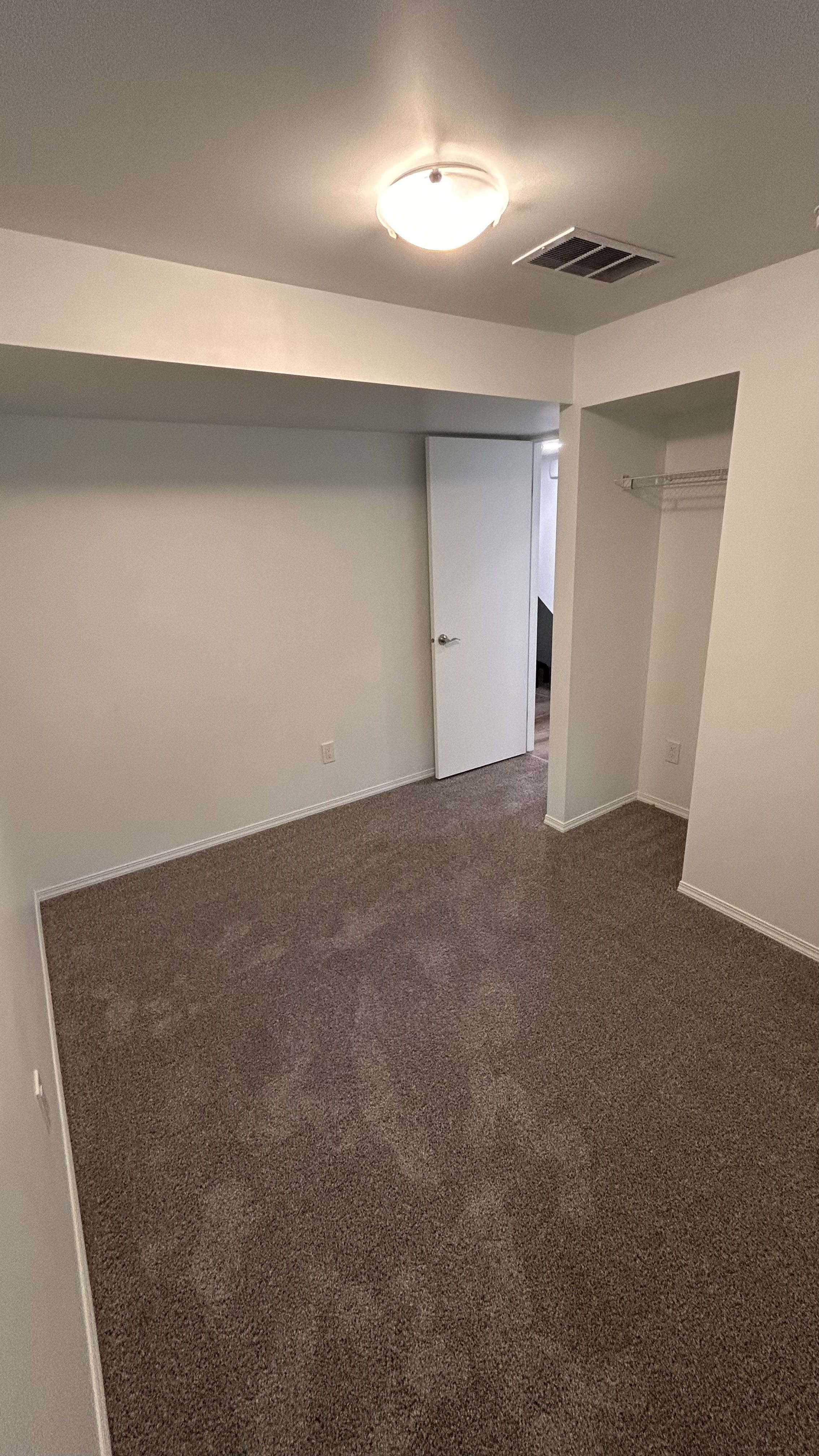 2-bedroom, 1-bathroom basement suite thumbnail 11
