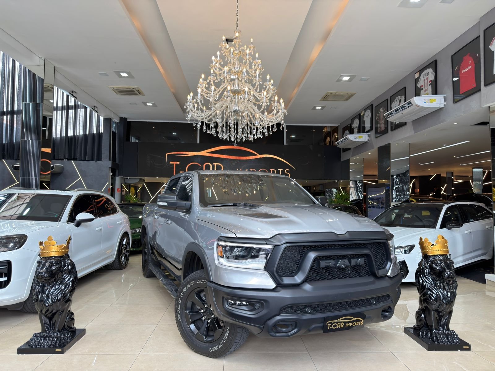 RAM 1500 REBEL 5.7 V8 CD 4x4 BLINDADO