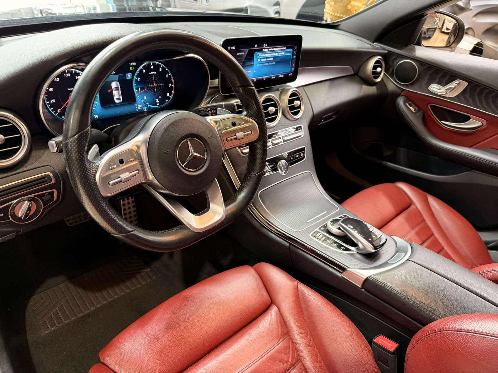 Mercedes-Benz C300 2.0 CGI - Miniatura 7