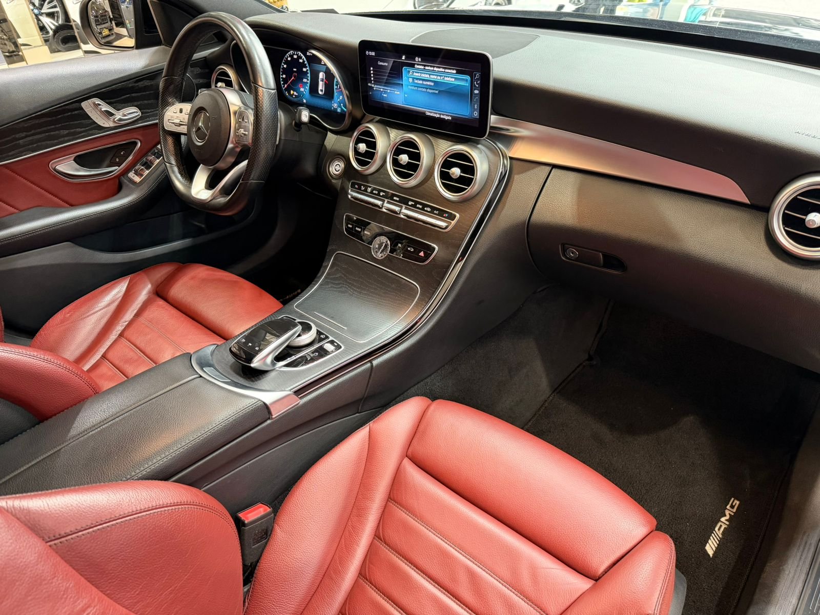 Mercedes-Benz C300 2.0 CGI - Miniatura 9