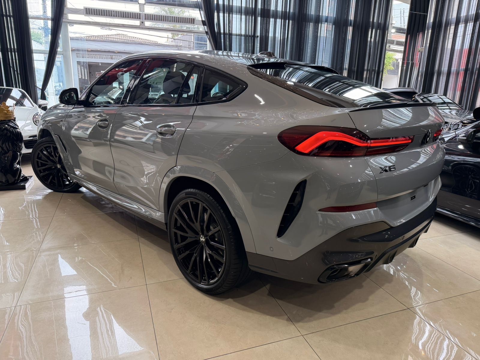 BMW X6 3.0 XDrive40i M Sport Automático - Miniatura 4