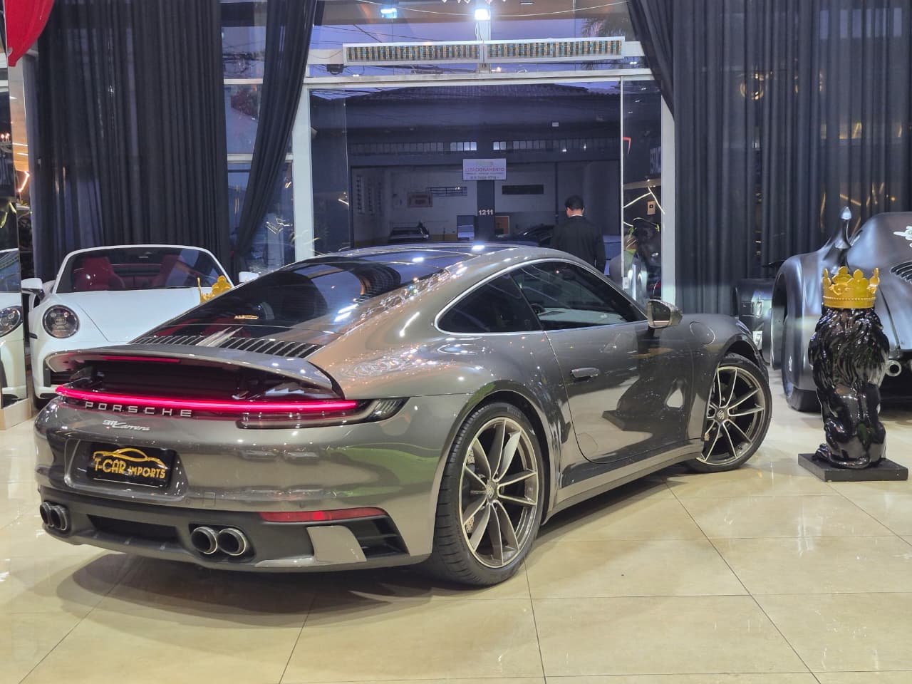 Porsche 911 Carrera - Miniatura 4