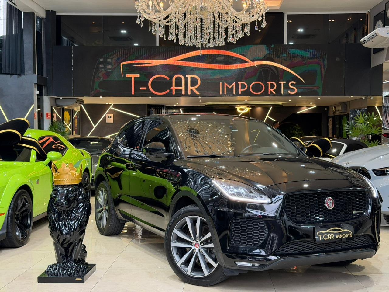 Jaguar E-PACE 2.0 AWD P300 FLEX SE R-DYNAMIC