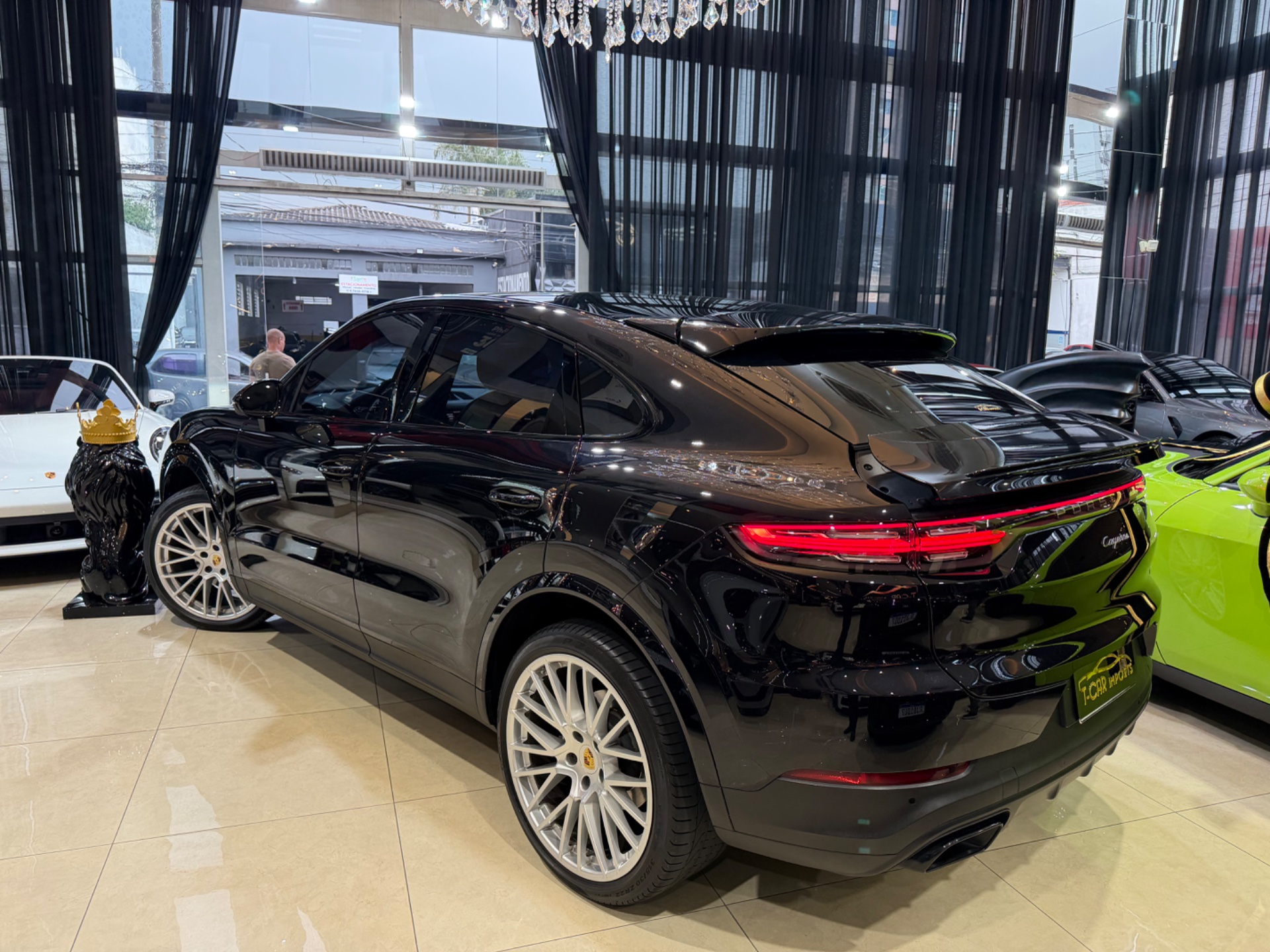 Porsche Cayenne Coupe 3.0 V6 340cv - Miniatura 2