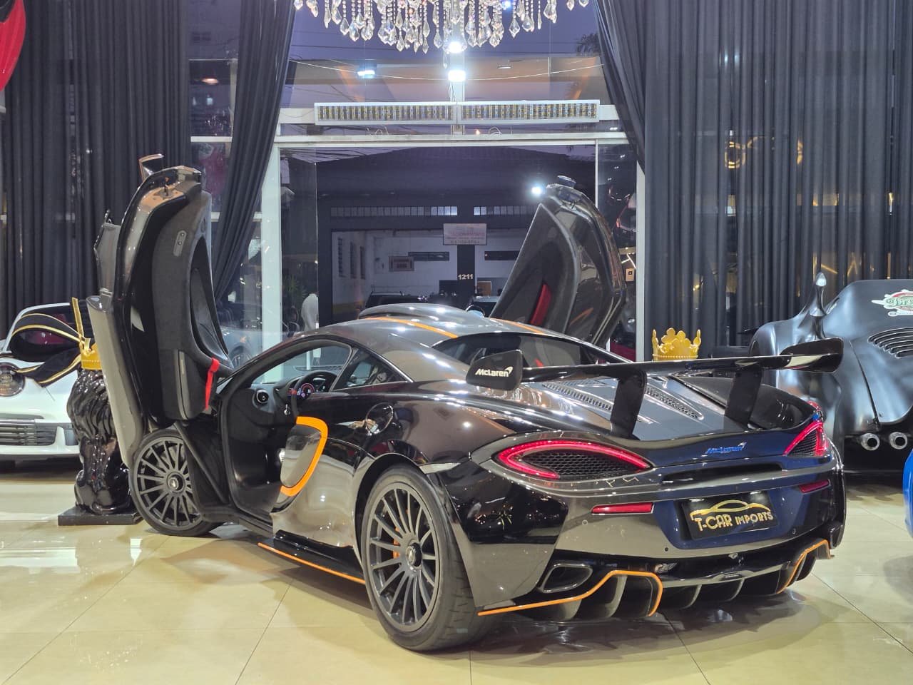 Mclaren 620R 3.8 Bi-Turbo V8 - Miniatura 6